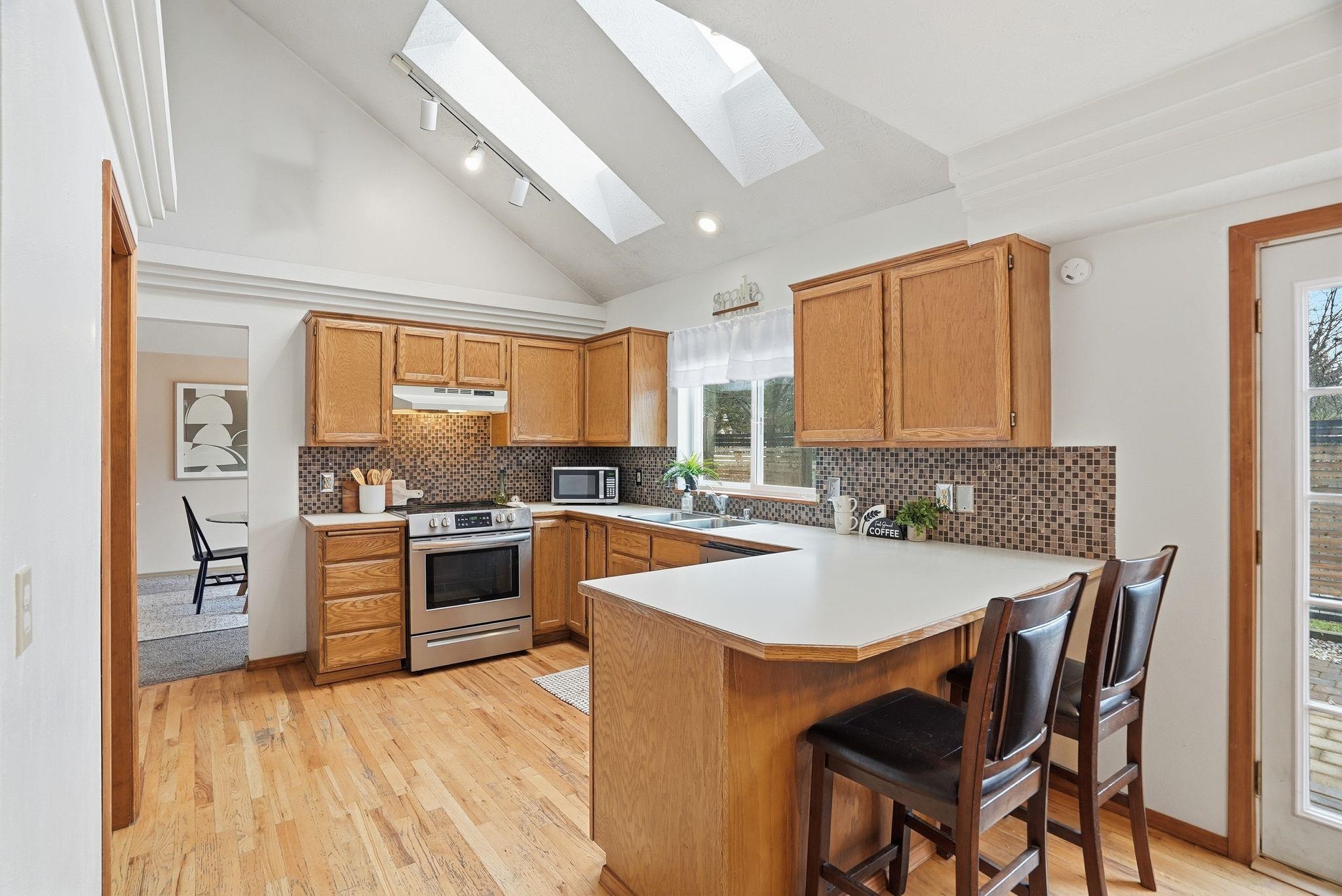 15806 E 23RD Ave - Photo 12