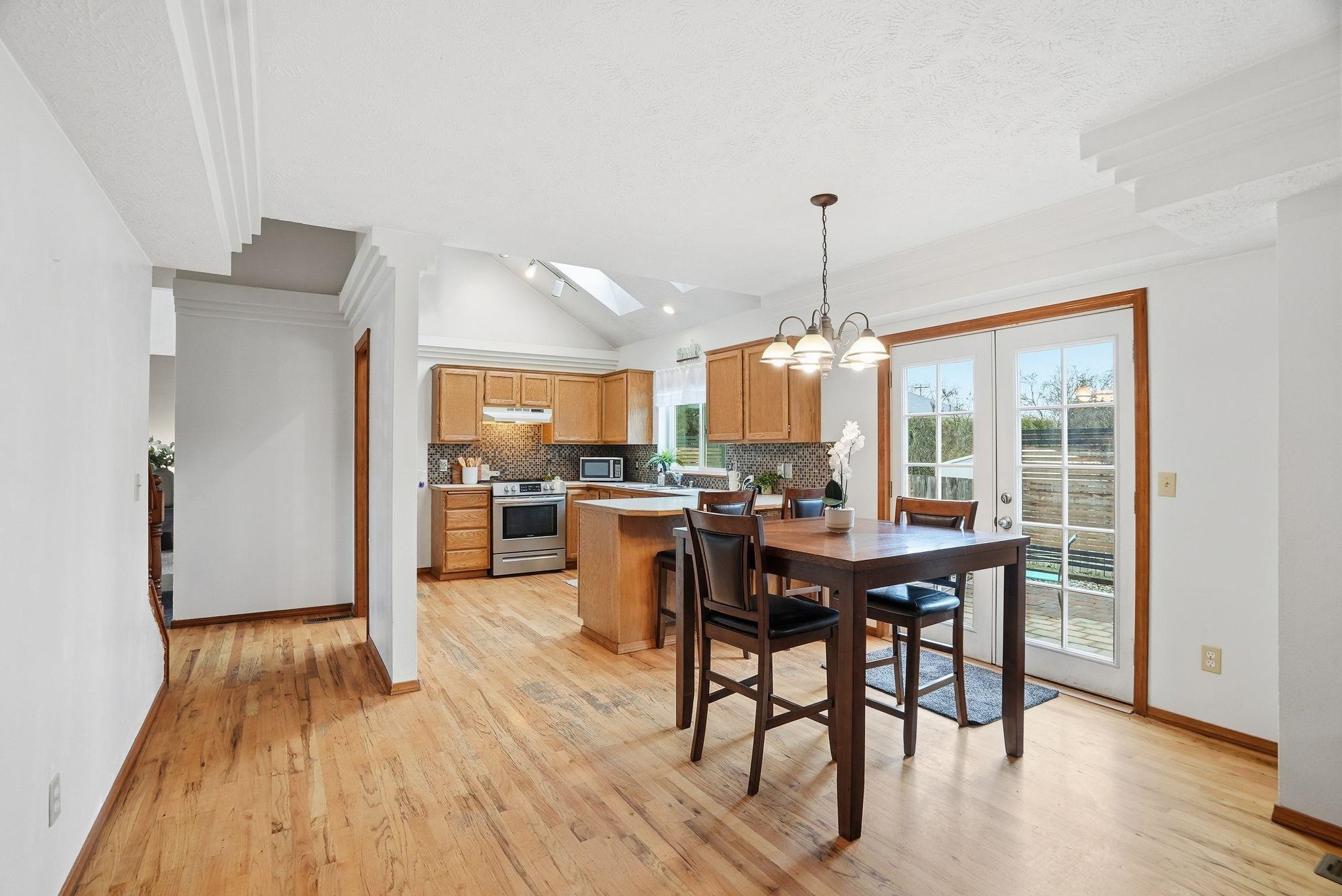 15806 E 23RD Ave - Photo 13