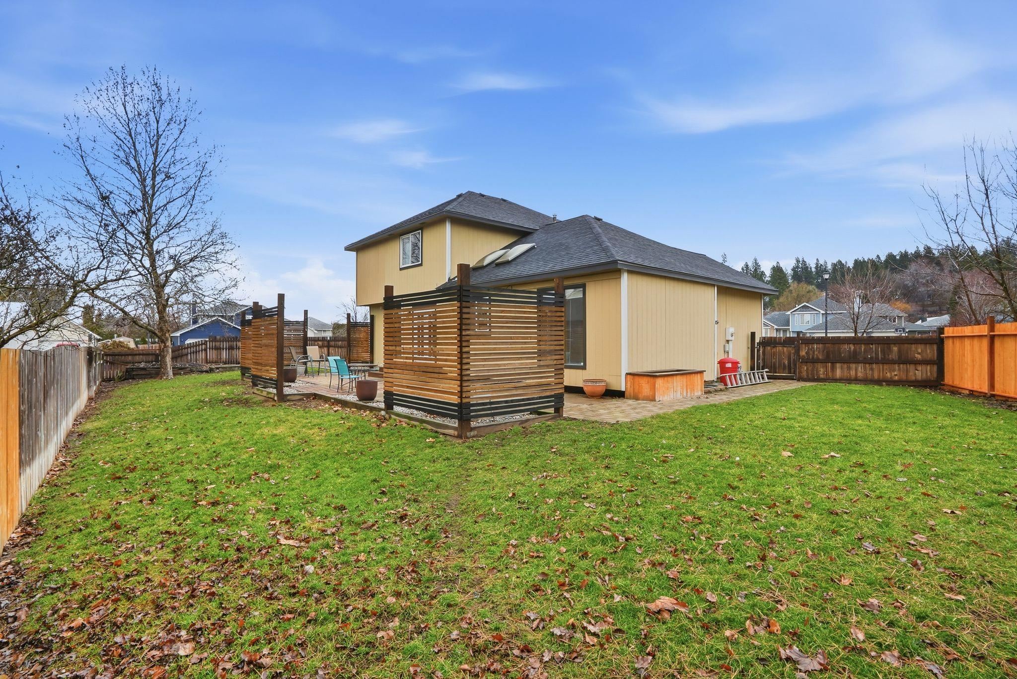 15806 E 23RD Ave - Photo 38