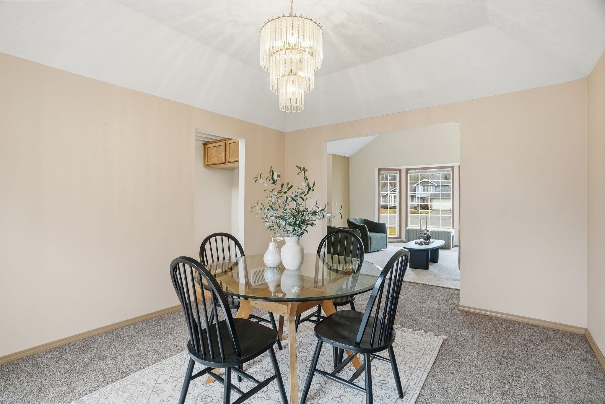 15806 E 23RD Ave - Photo 6