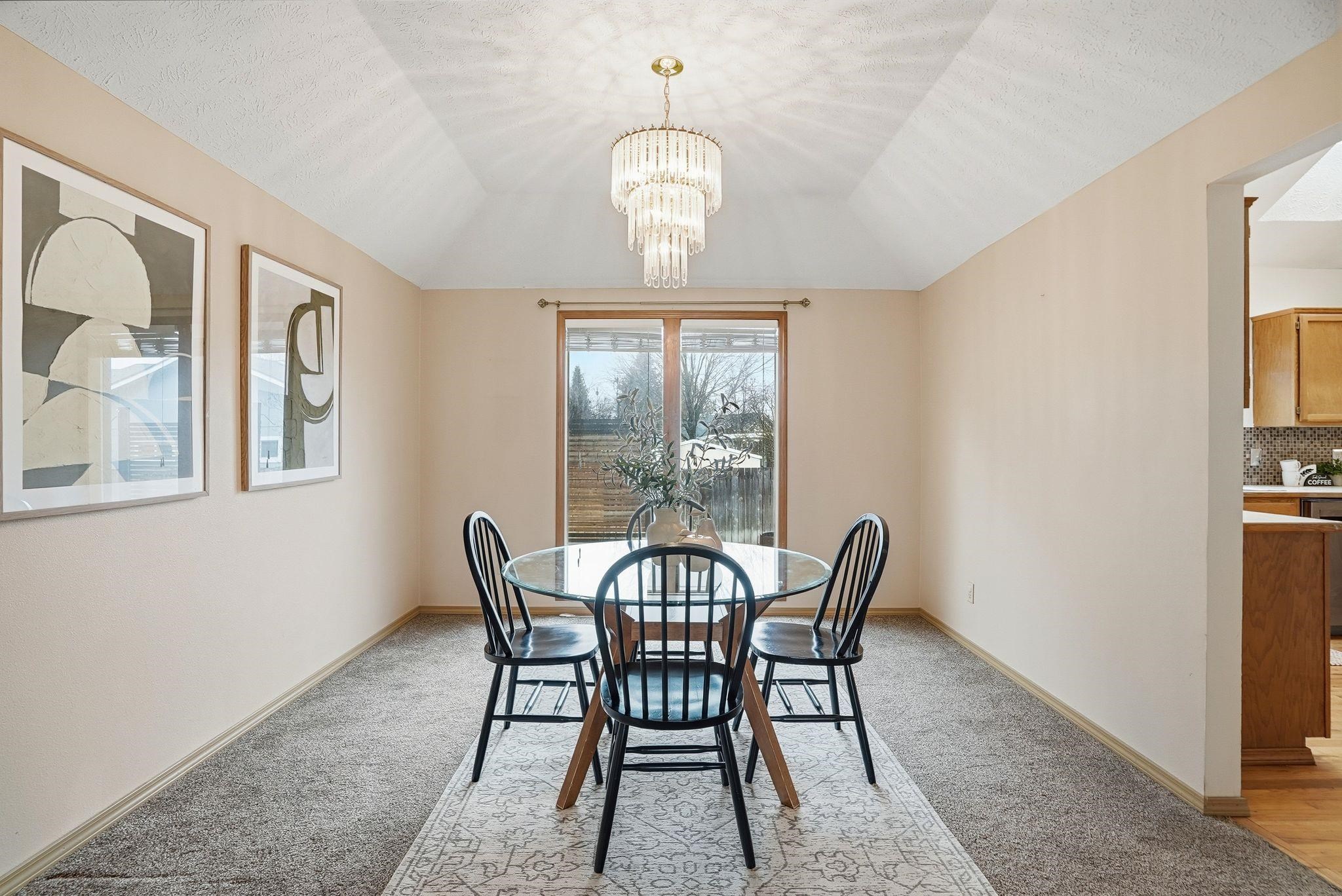 15806 E 23RD Ave - Photo 8