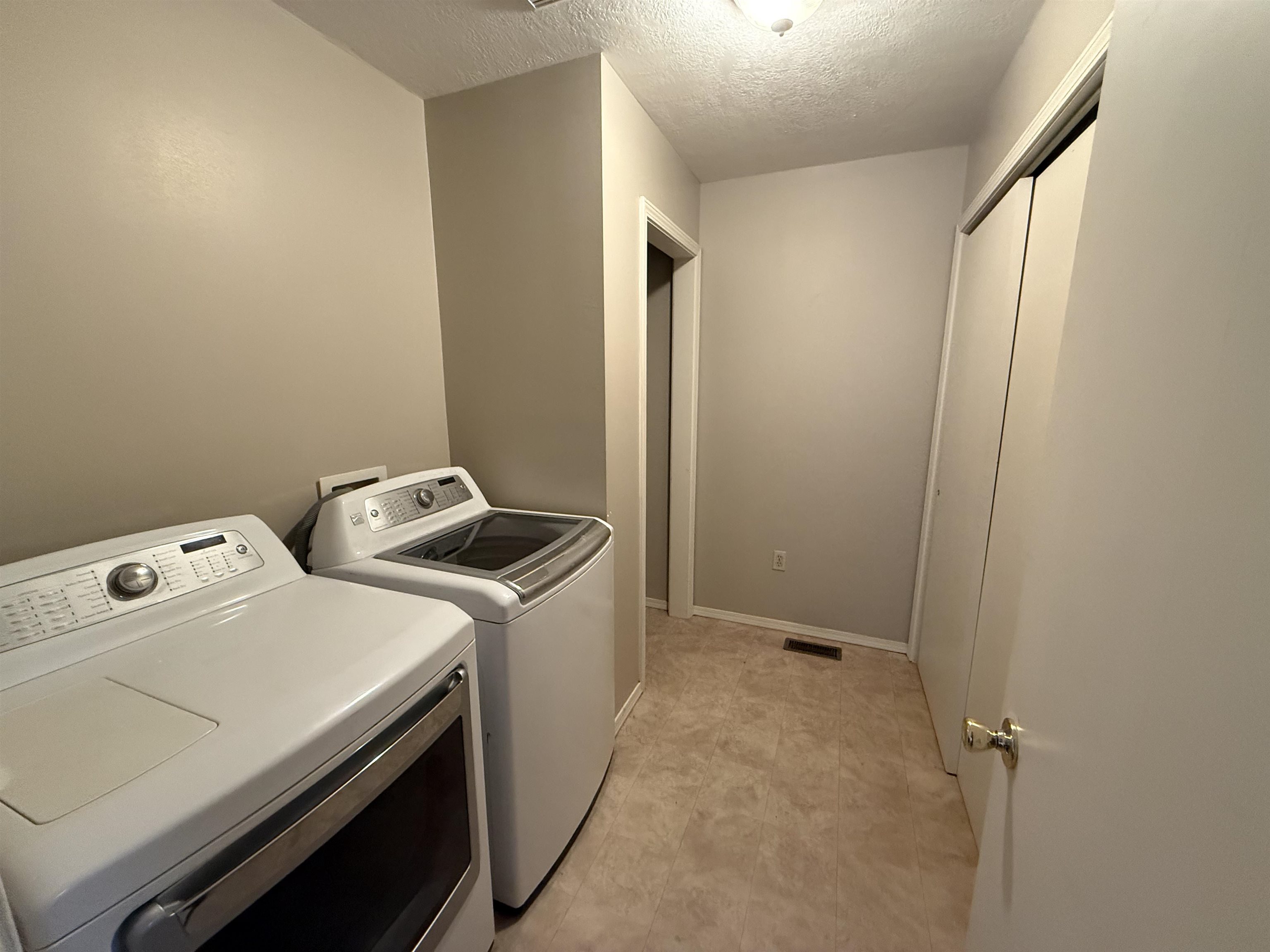5301 E Eloika Rd - Photo 18