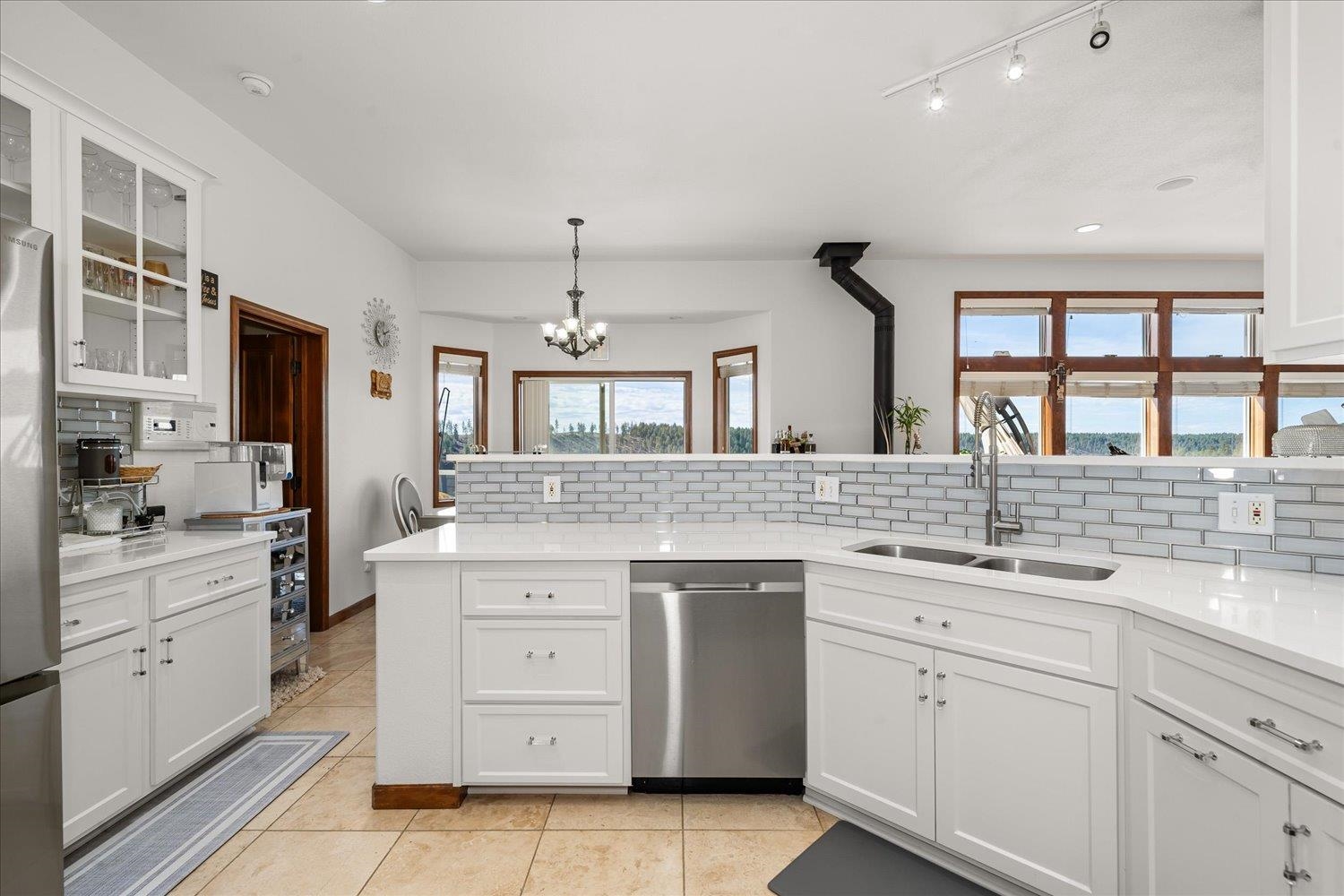 16503 W Bluebird Ln - Photo 13