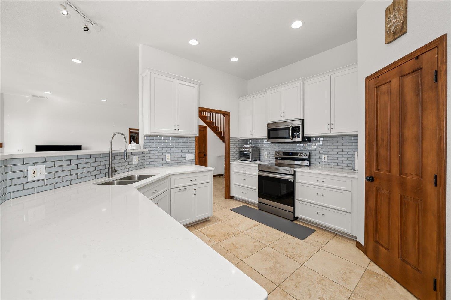 16503 W Bluebird Ln - Photo 15