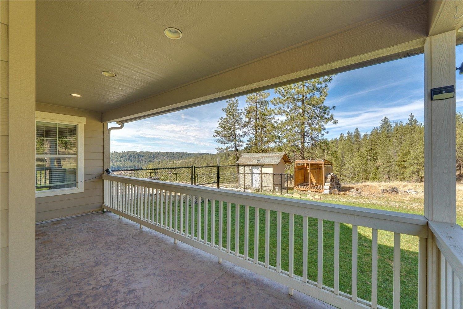 16503 W Bluebird Ln - Photo 4
