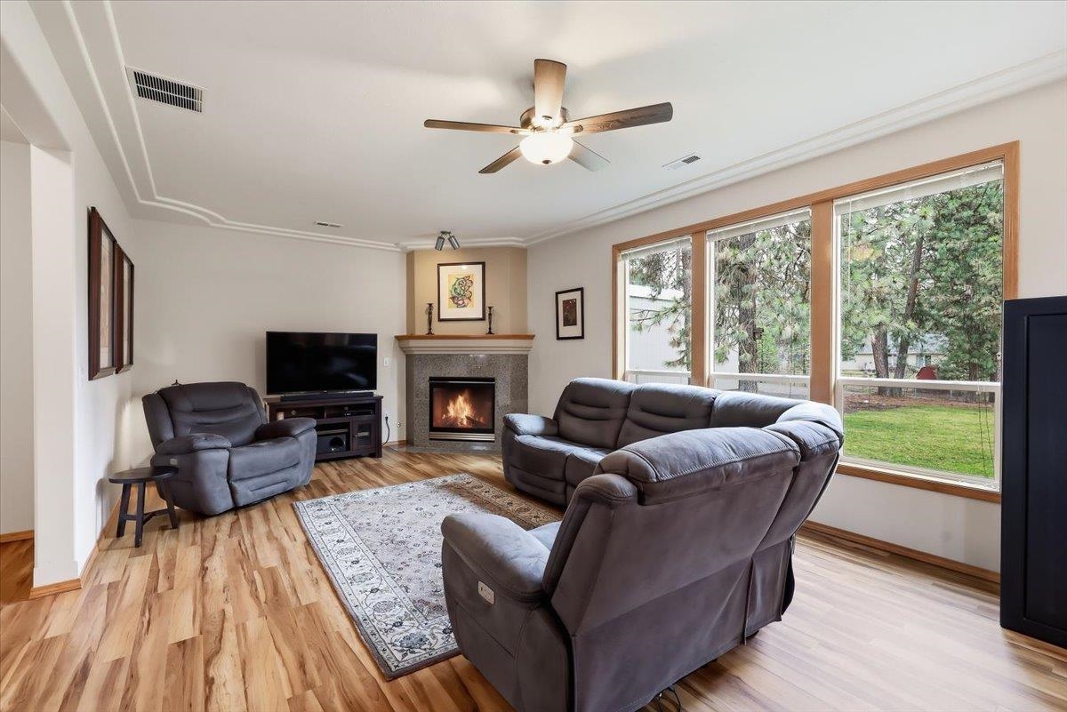 6215 Moriah Dr - Photo 14
