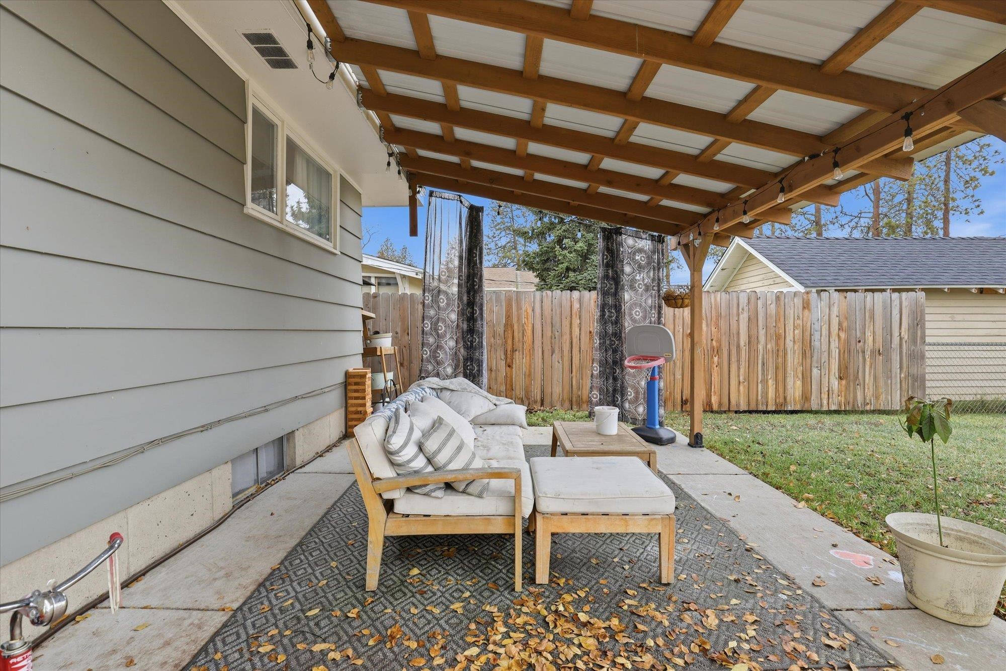4020 W Crown Ave - Photo 12