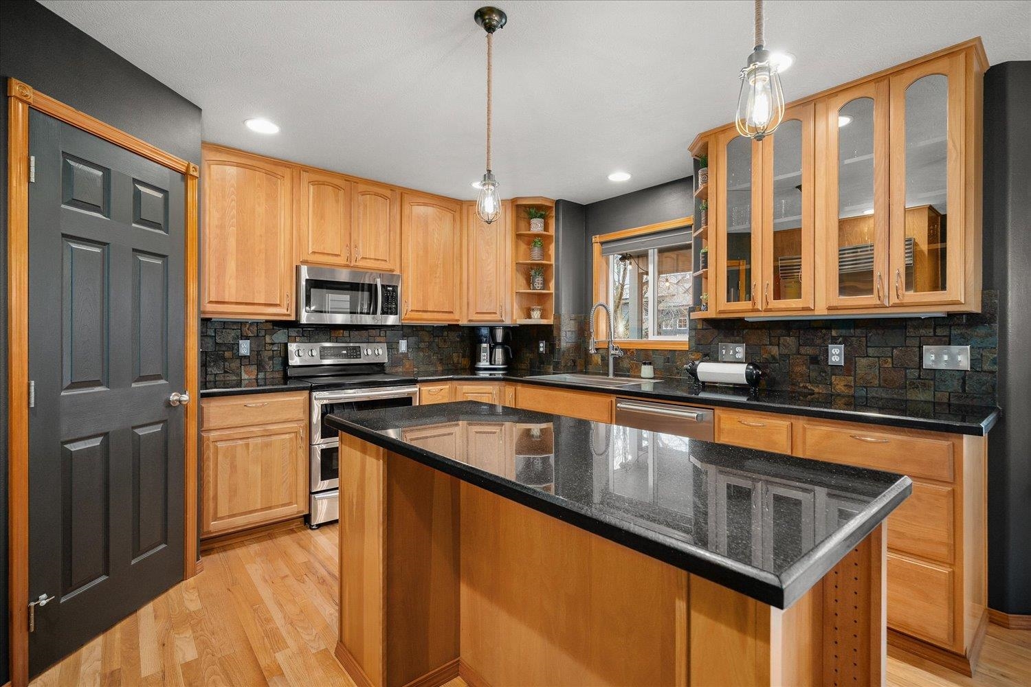 2402 W Carolina Ct - Photo 13