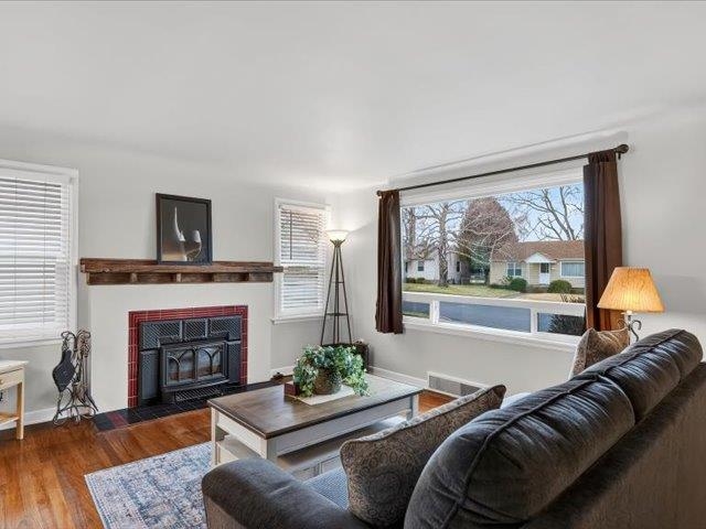 2704 W Hoffman Ave - Photo 4