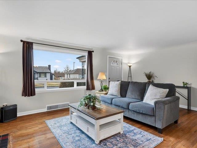 2704 W Hoffman Ave - Photo 5