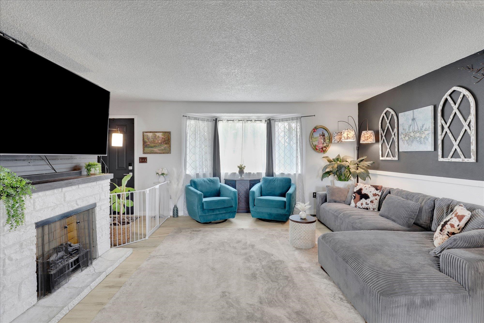 10915 E Fairview Ave - Photo 5