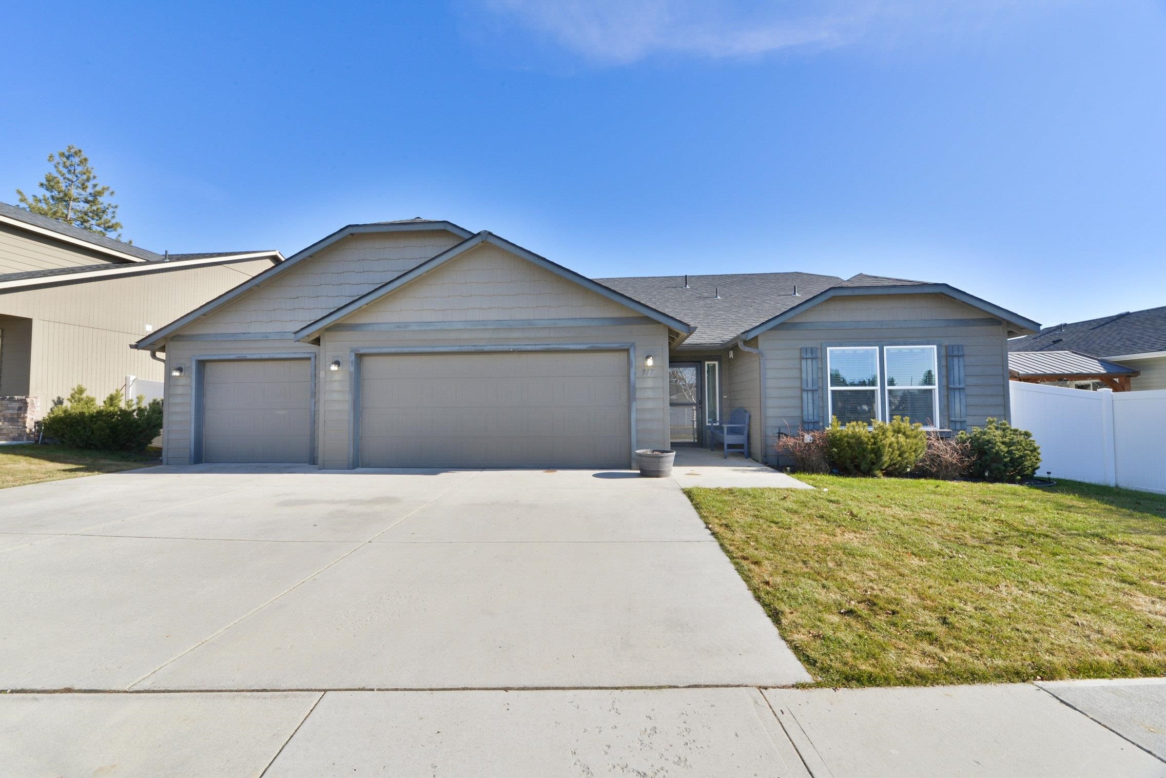 917 S Soda Rd - Photo 1