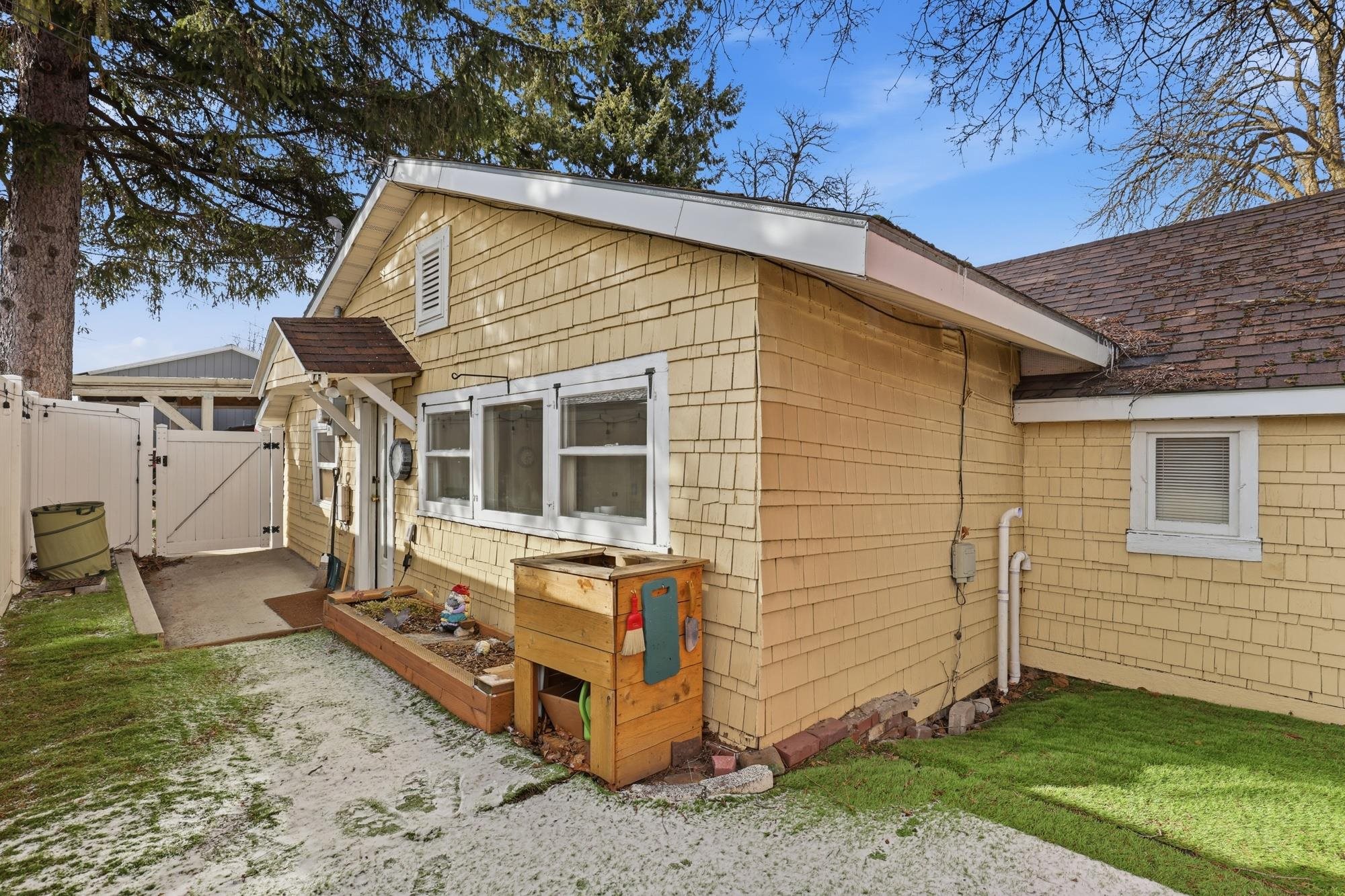 3314 E 29th Ave - Photo 31