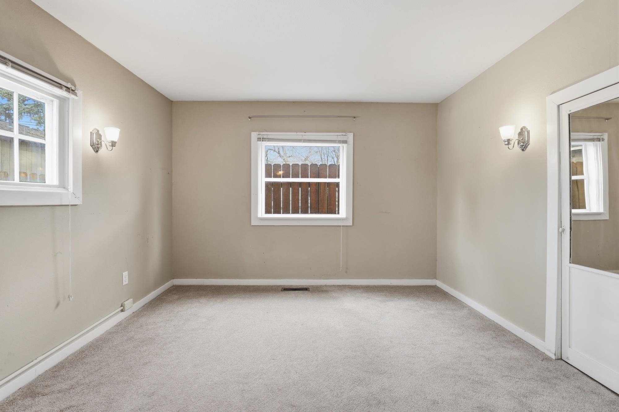 3314 E 29th Ave - Photo 8