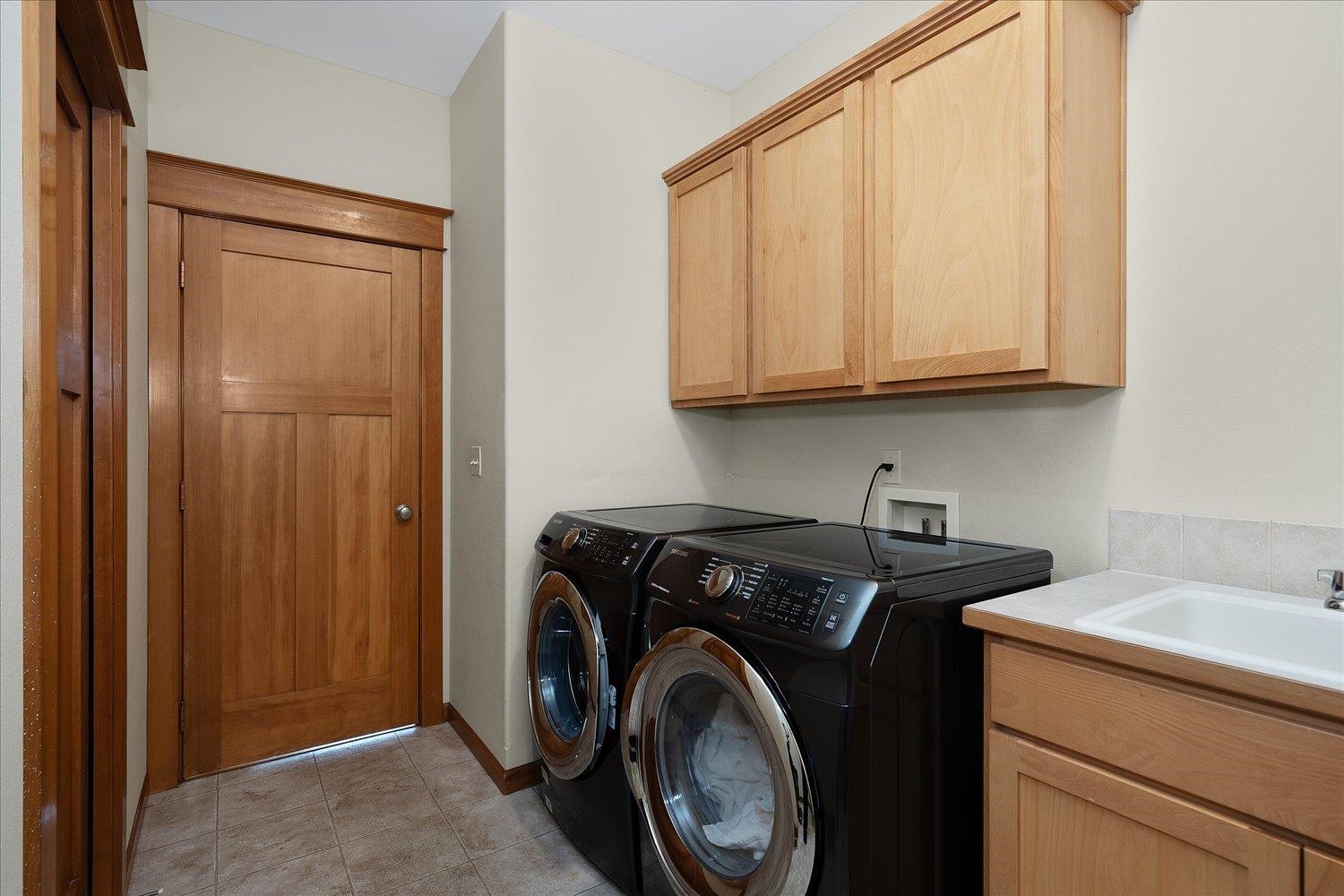 7614 N G St - Photo 22