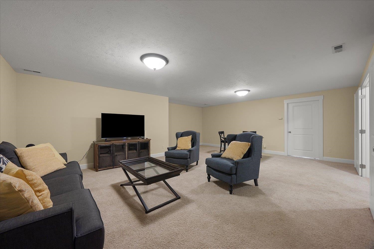 7614 N G St - Photo 28