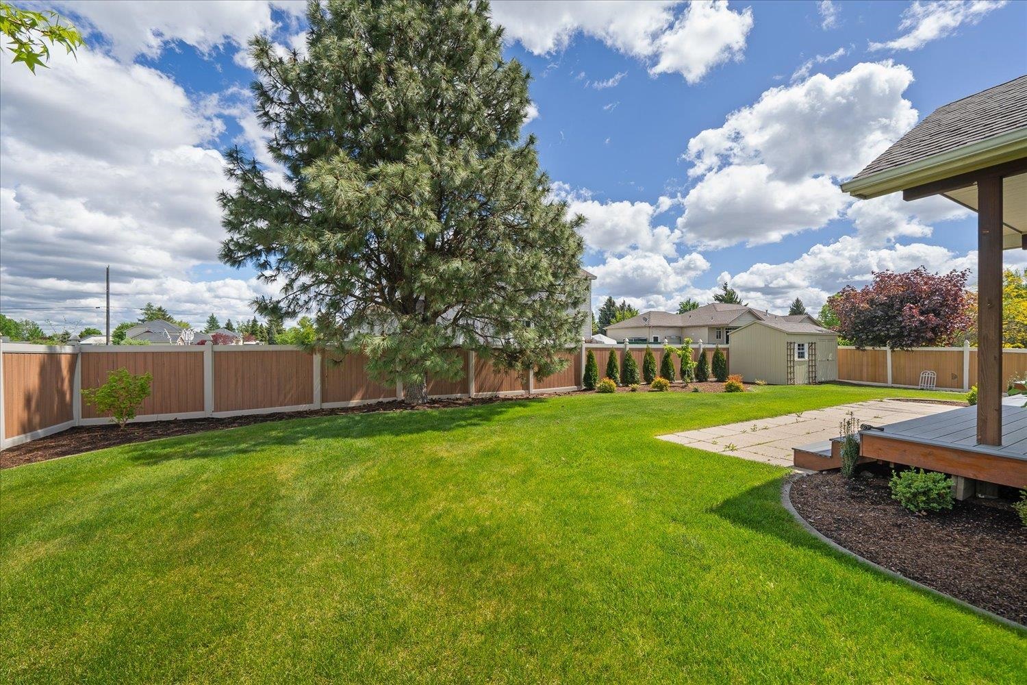 7614 N G St - Photo 38