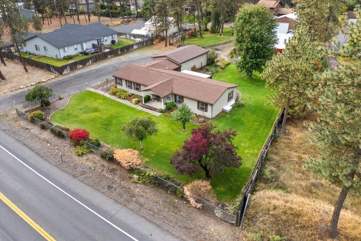 8827 N Seven Mile Rd - Photo 2