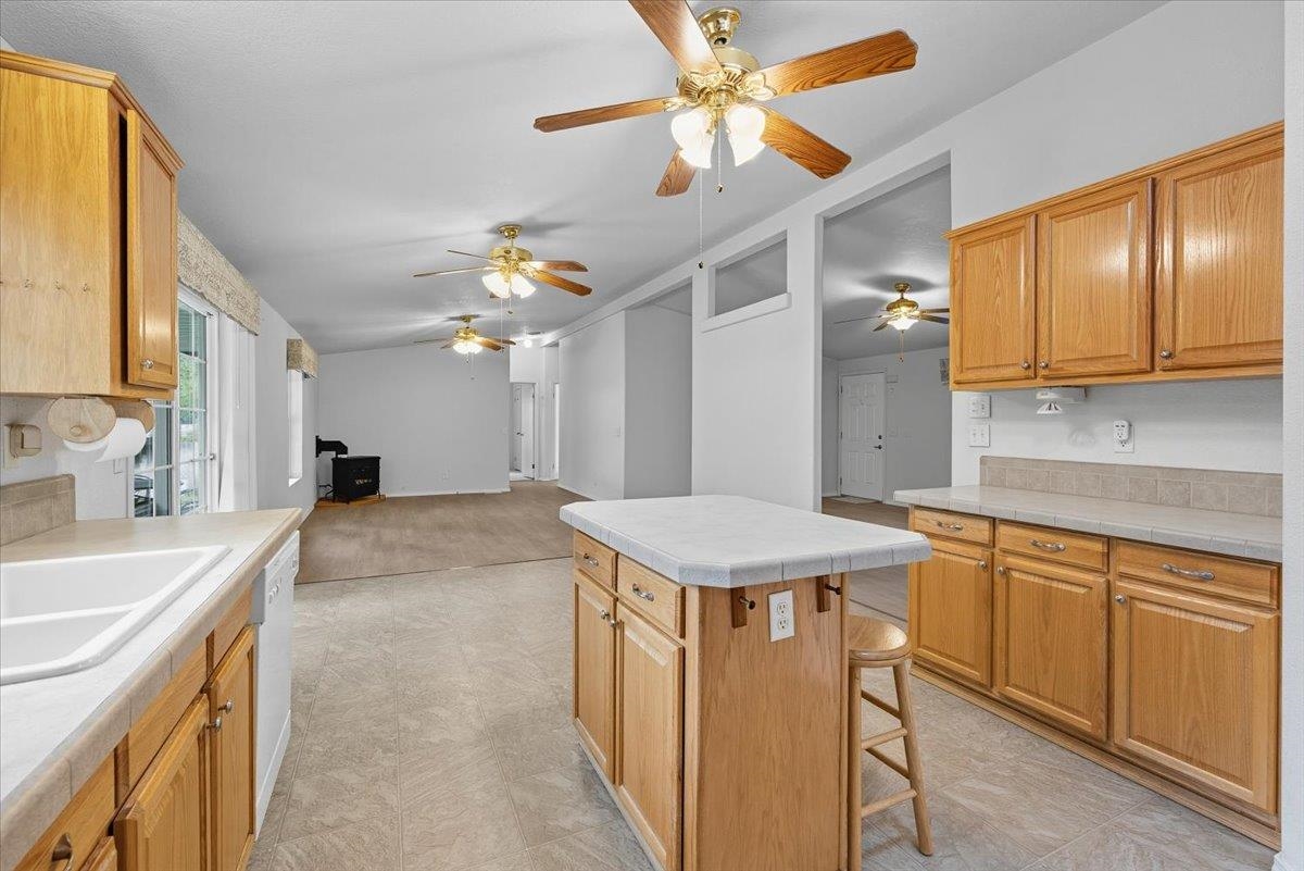 8827 N Seven Mile Rd - Photo 14