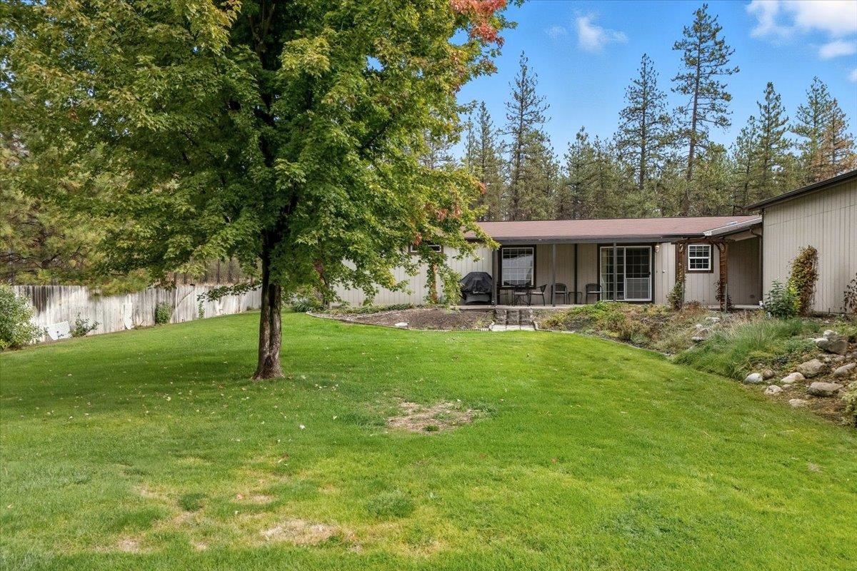 8827 N Seven Mile Rd - Photo 29
