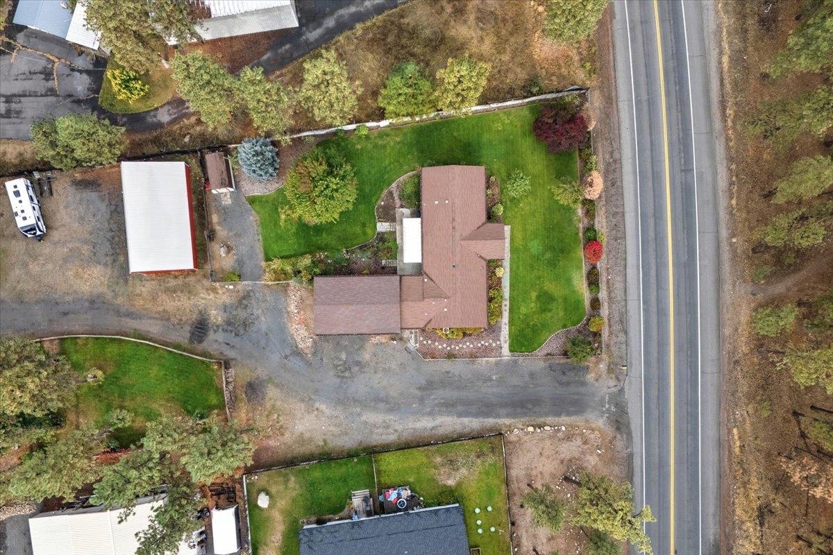 8827 N Seven Mile Rd - Photo 34