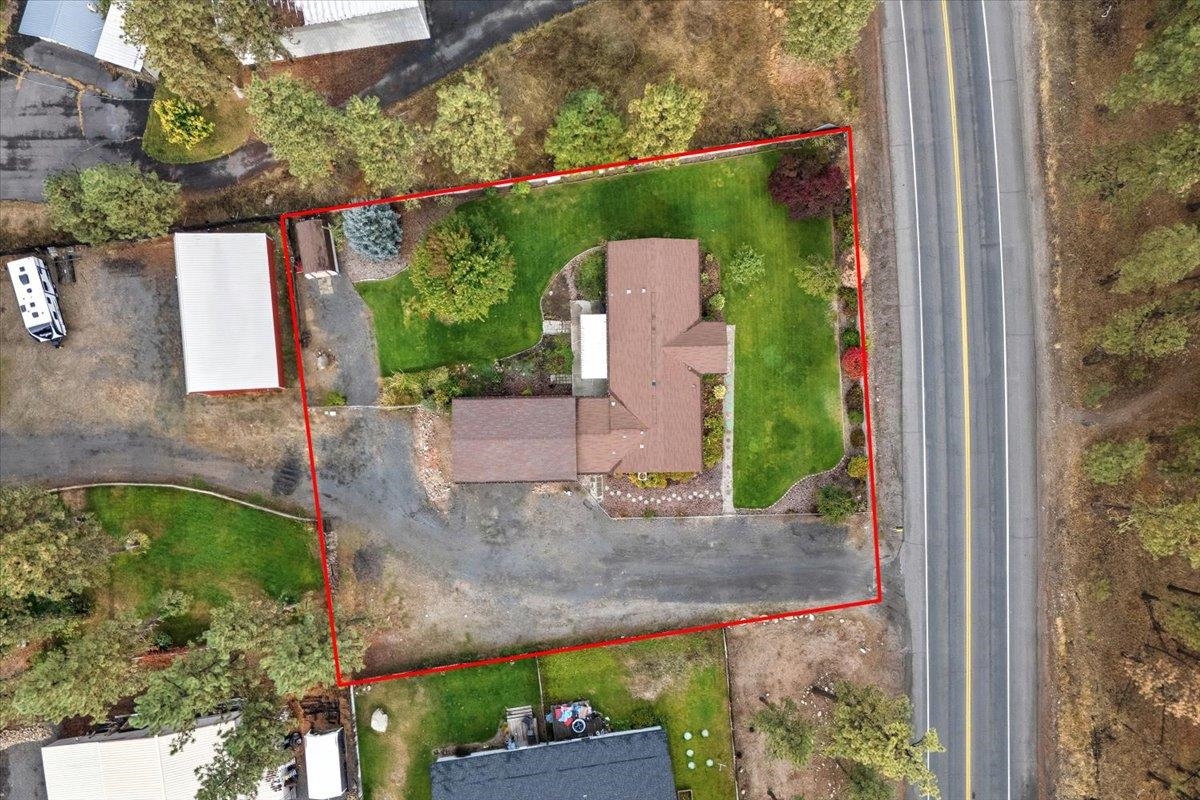 8827 N Seven Mile Rd - Photo 35
