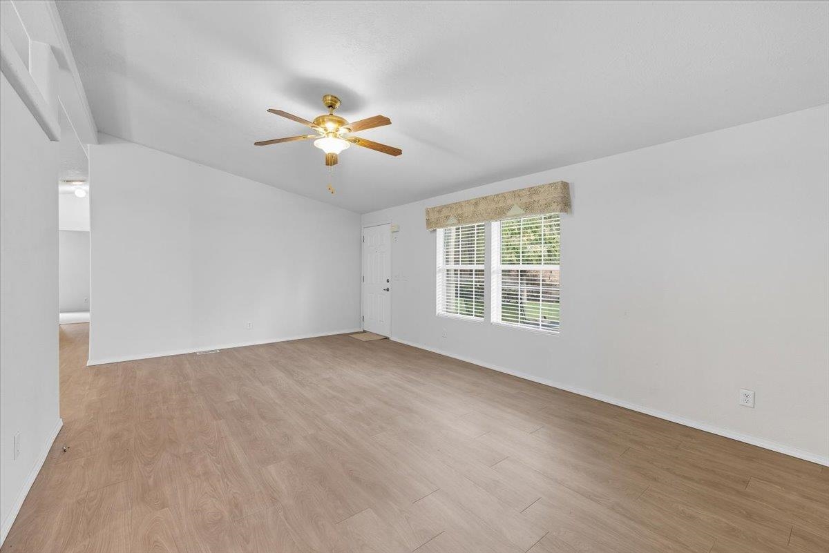 8827 N Seven Mile Rd - Photo 6