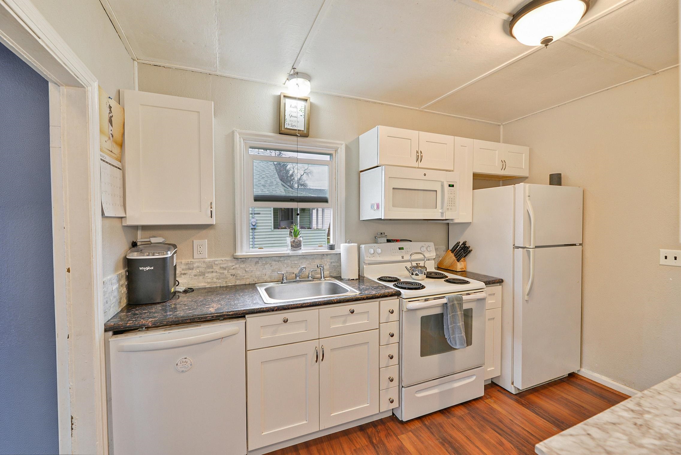 4127 N Martin St - Photo 3