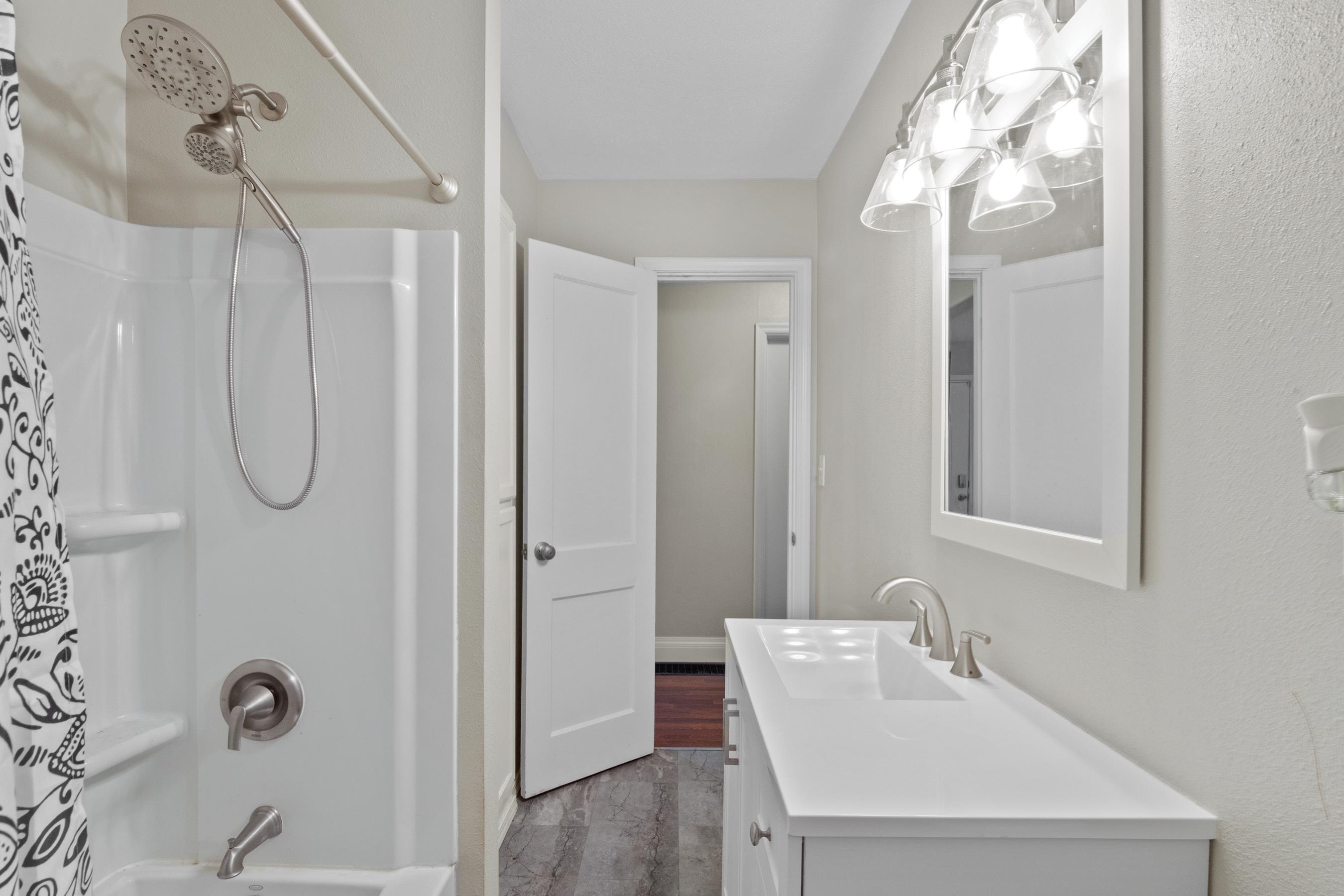 204 E Princeton Ave - Photo 18
