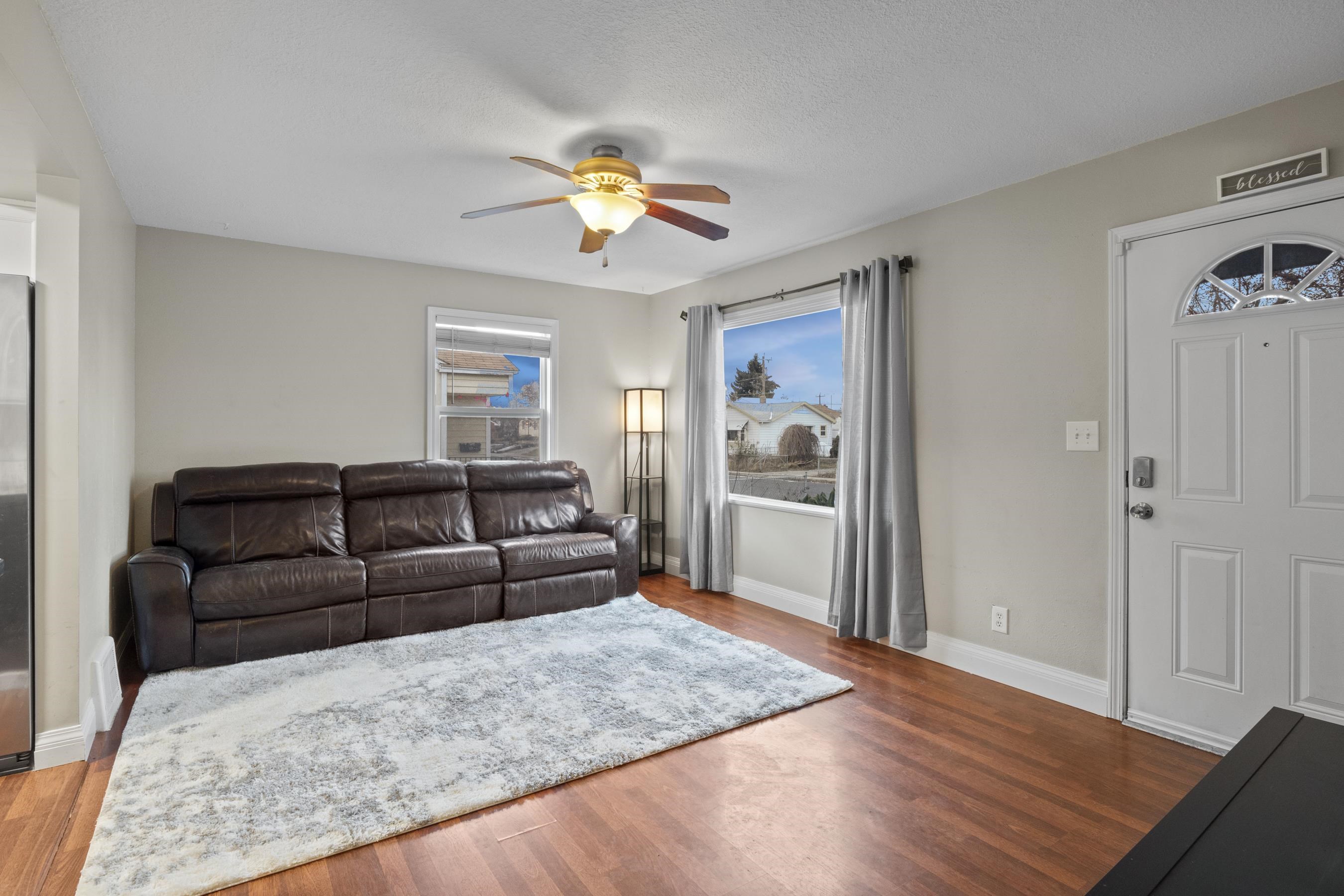 204 E Princeton Ave - Photo 5