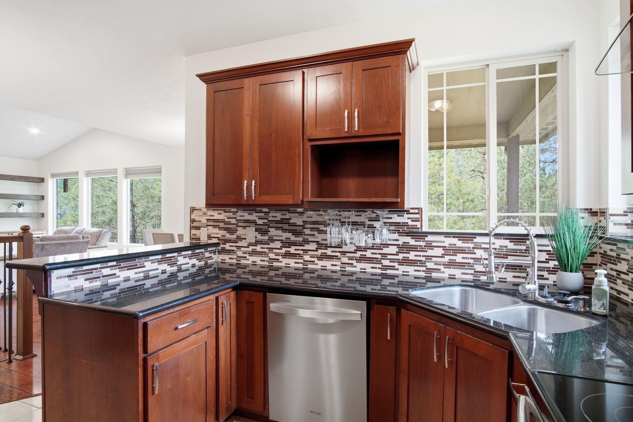 12612 N Ruby Rd - Photo 8