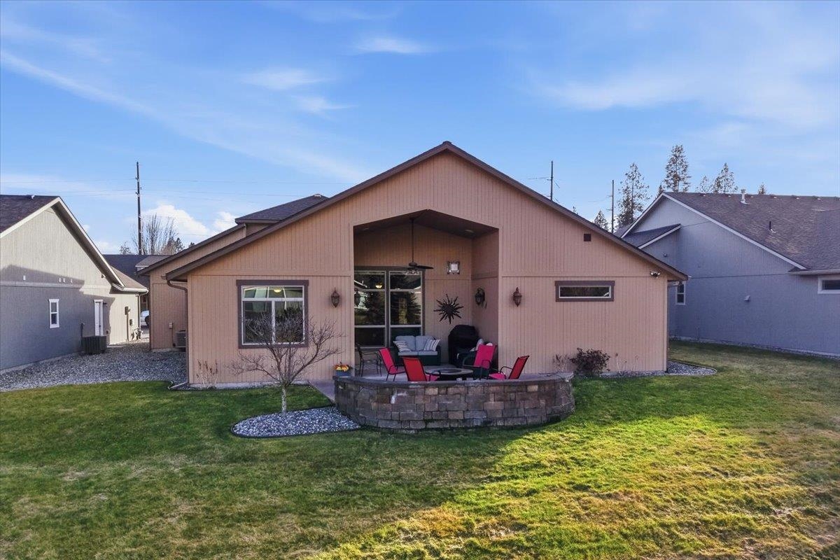 2209 E 52nd Ln - Photo 23
