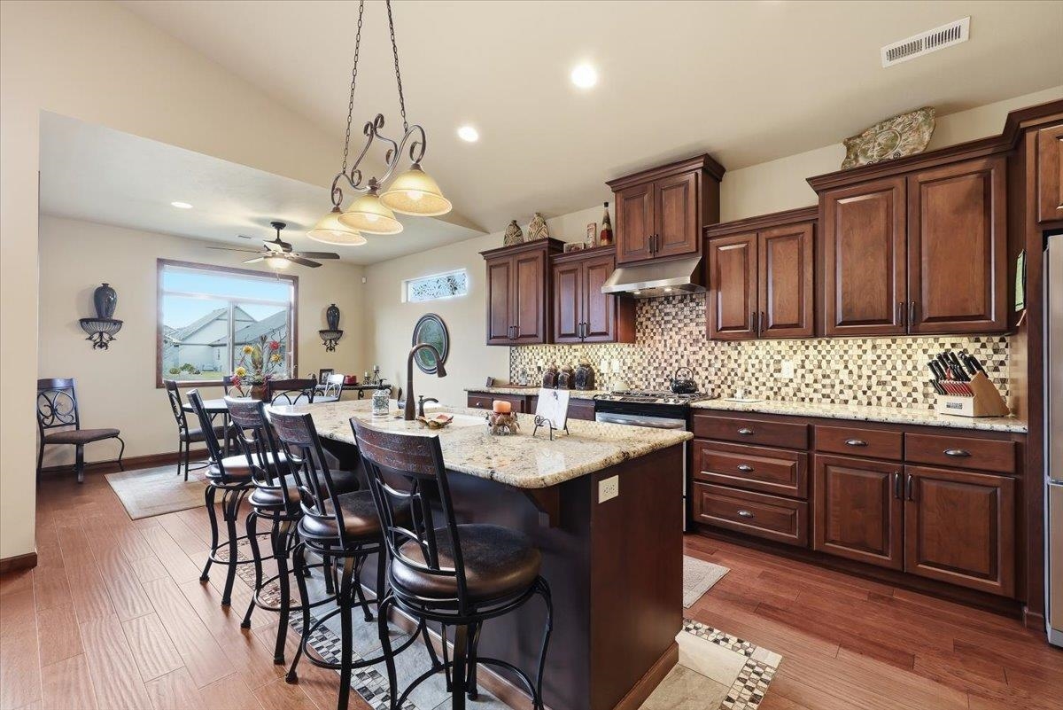 2209 E 52nd Ln - Photo 9