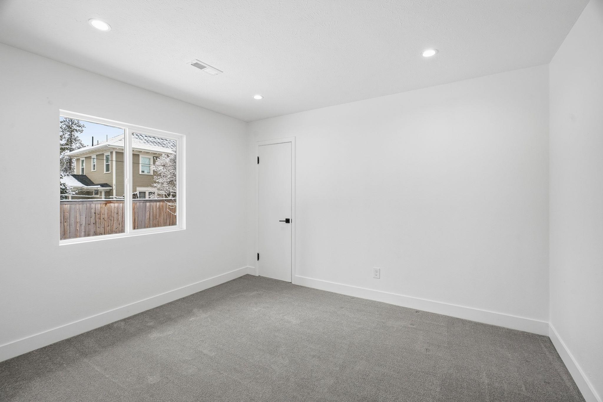2114 S HATCH St - Photo 18