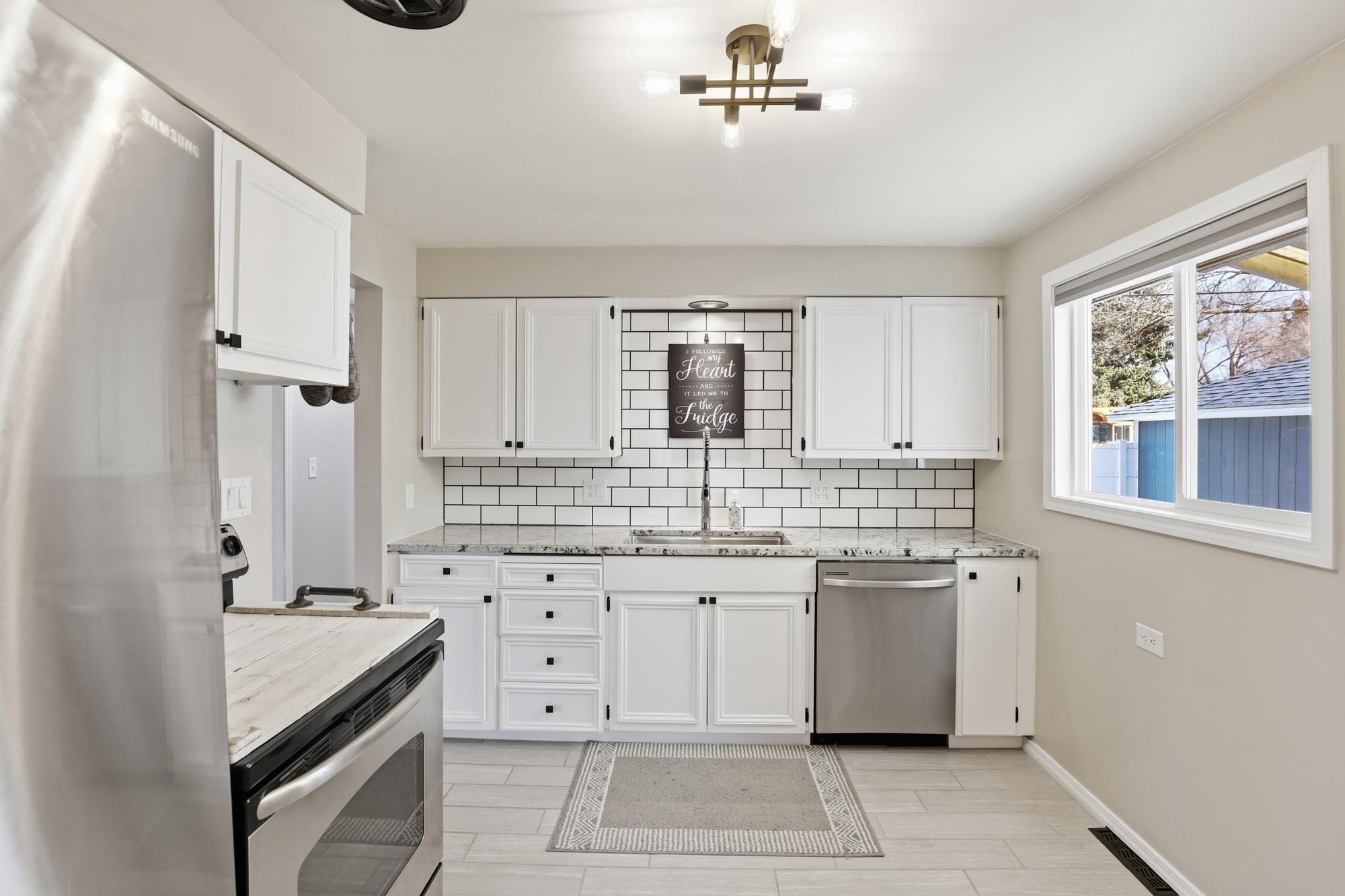 5816 N Lincoln St - Photo 5