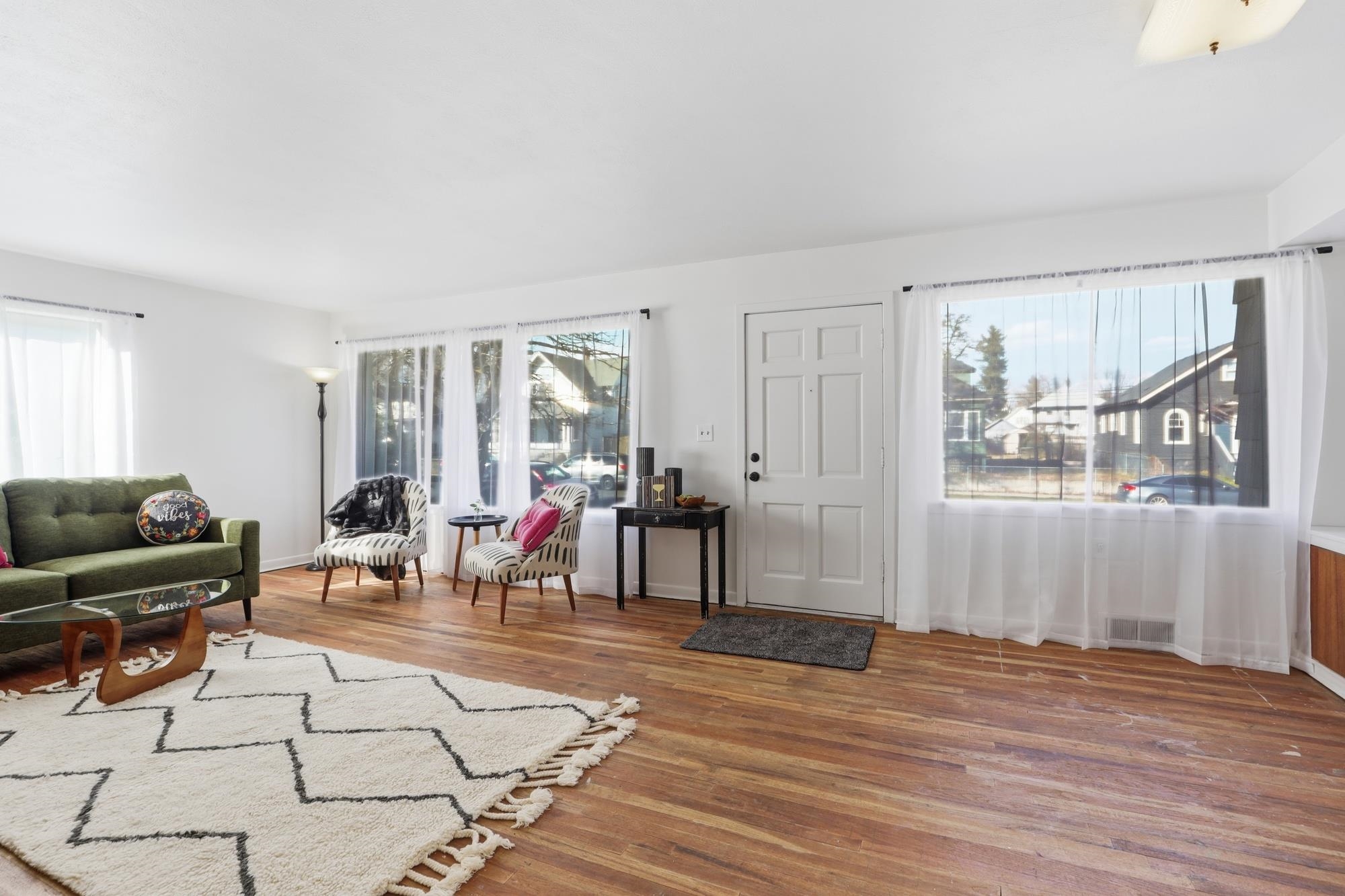 1012 E Augusta Ave - Photo 6