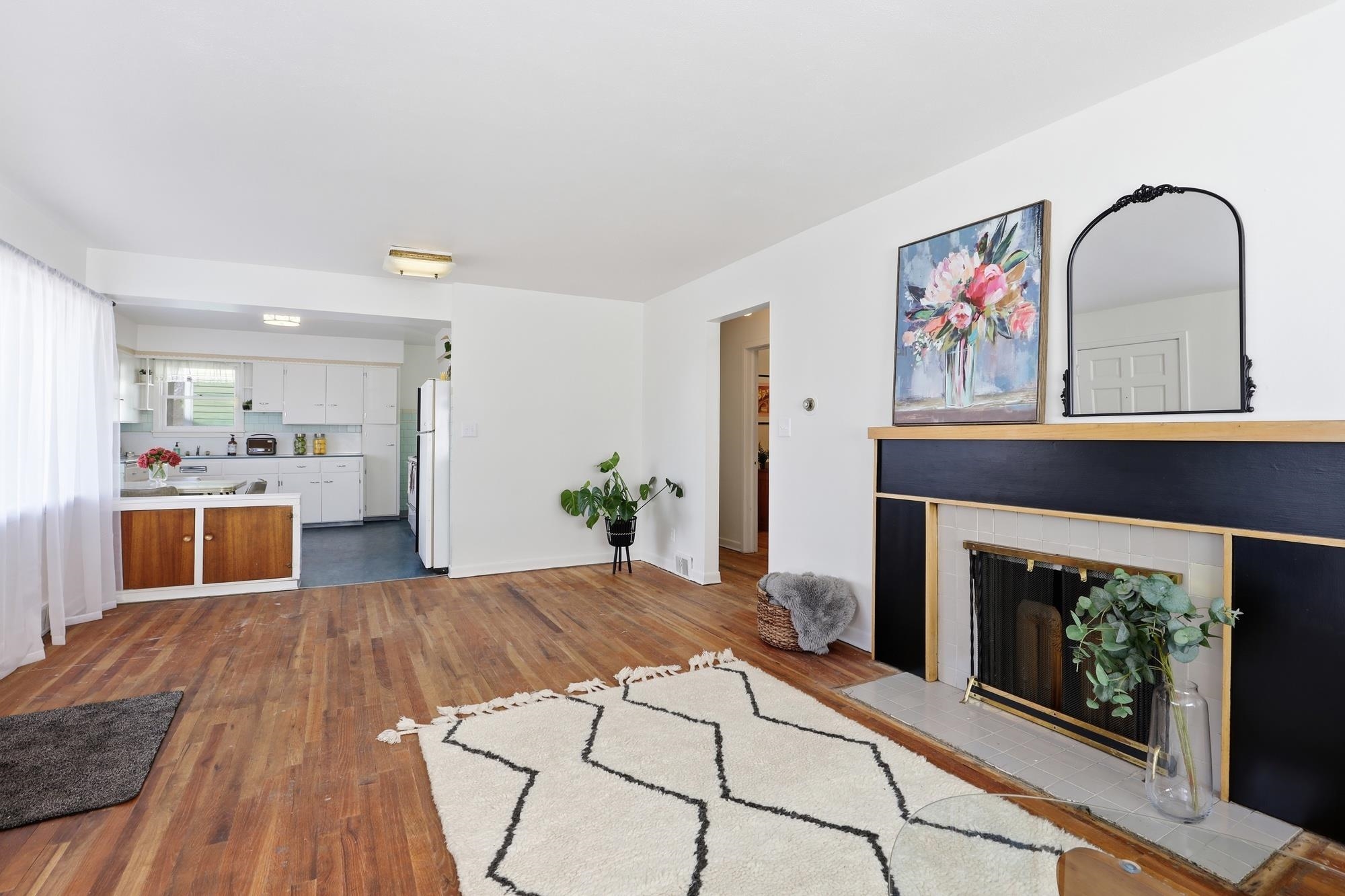 1012 E Augusta Ave - Photo 7