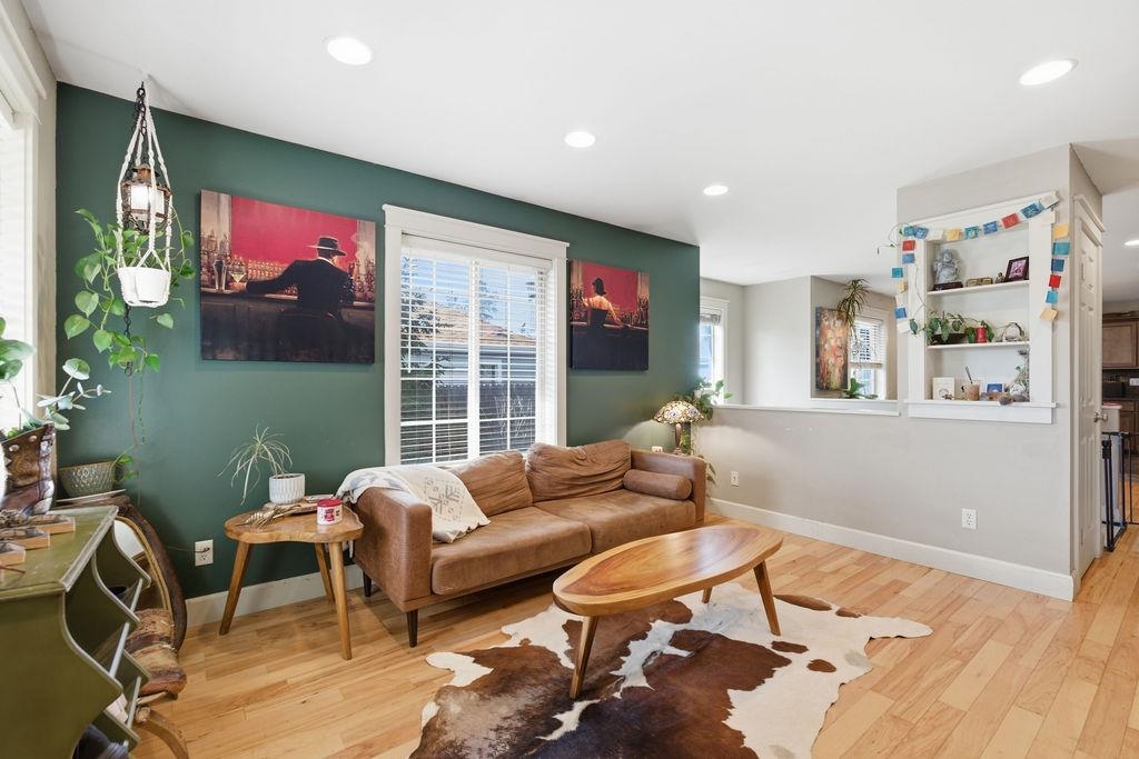 3624 W Kiernan Ave - Photo 2