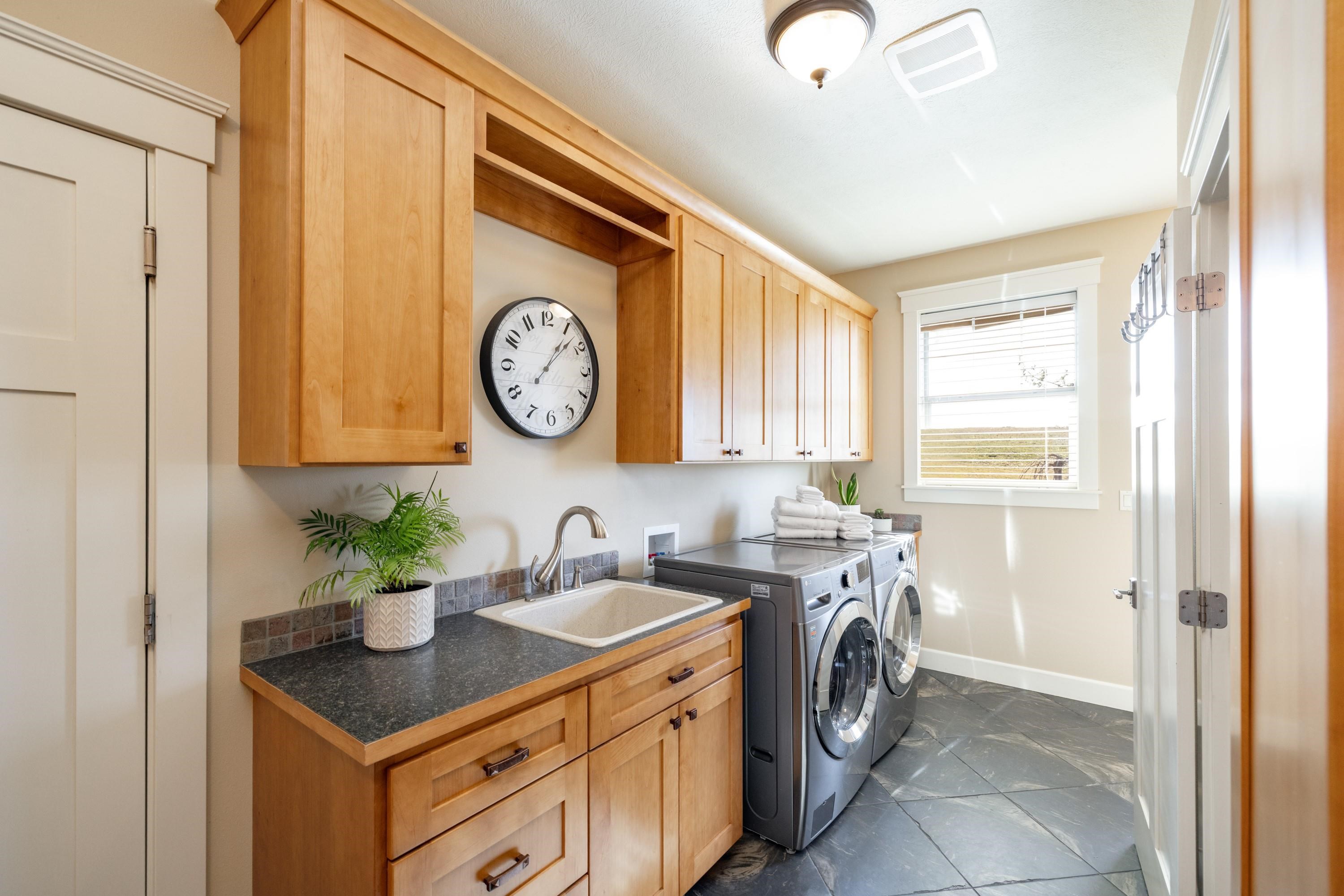 3311 E Chisholm Ln - Photo 23