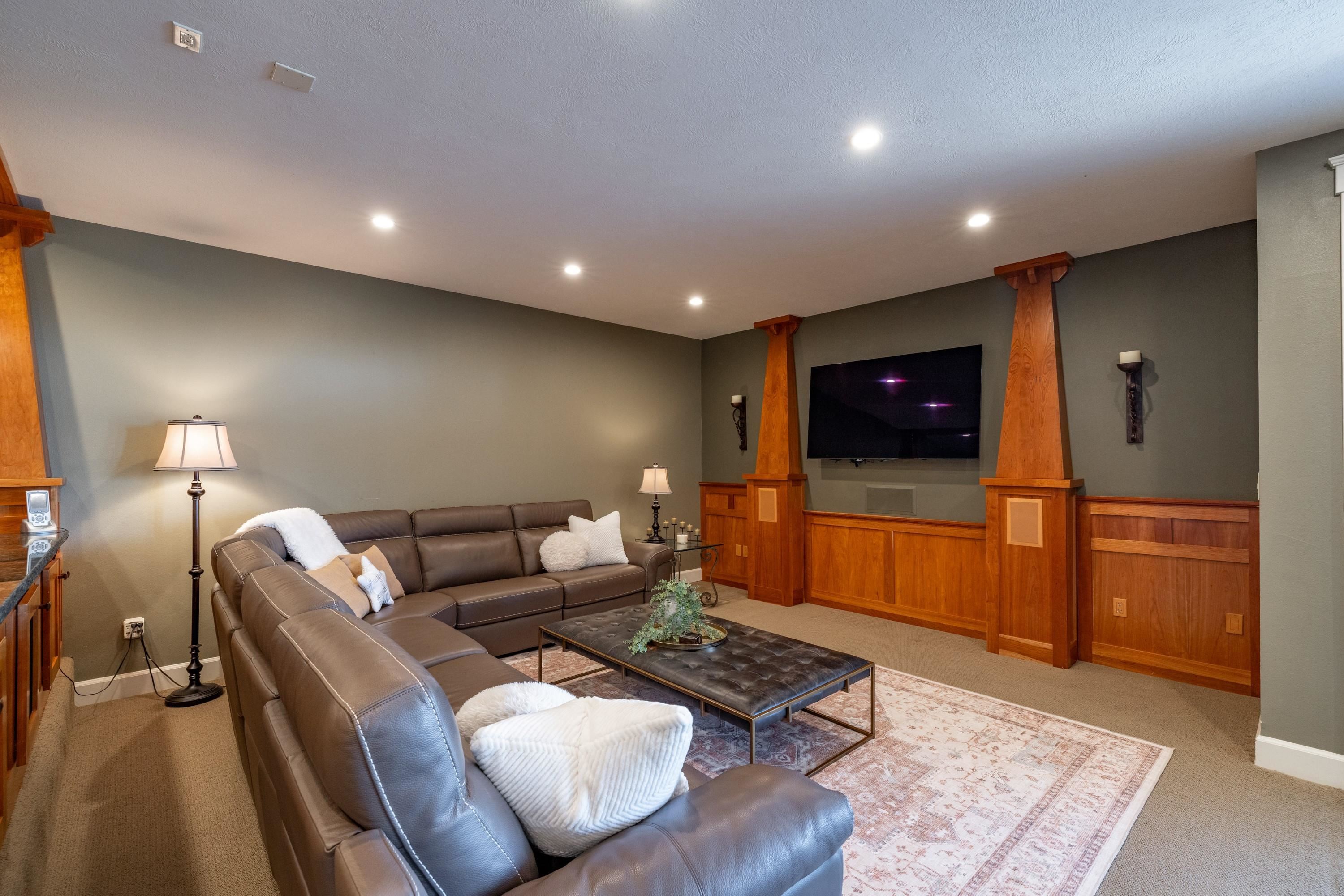 3311 E Chisholm Ln - Photo 28