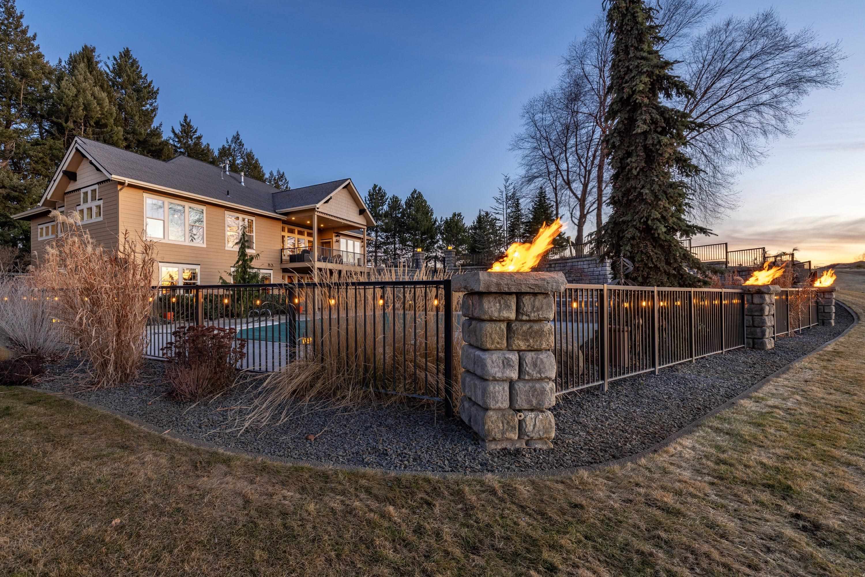 3311 E Chisholm Ln - Photo 40