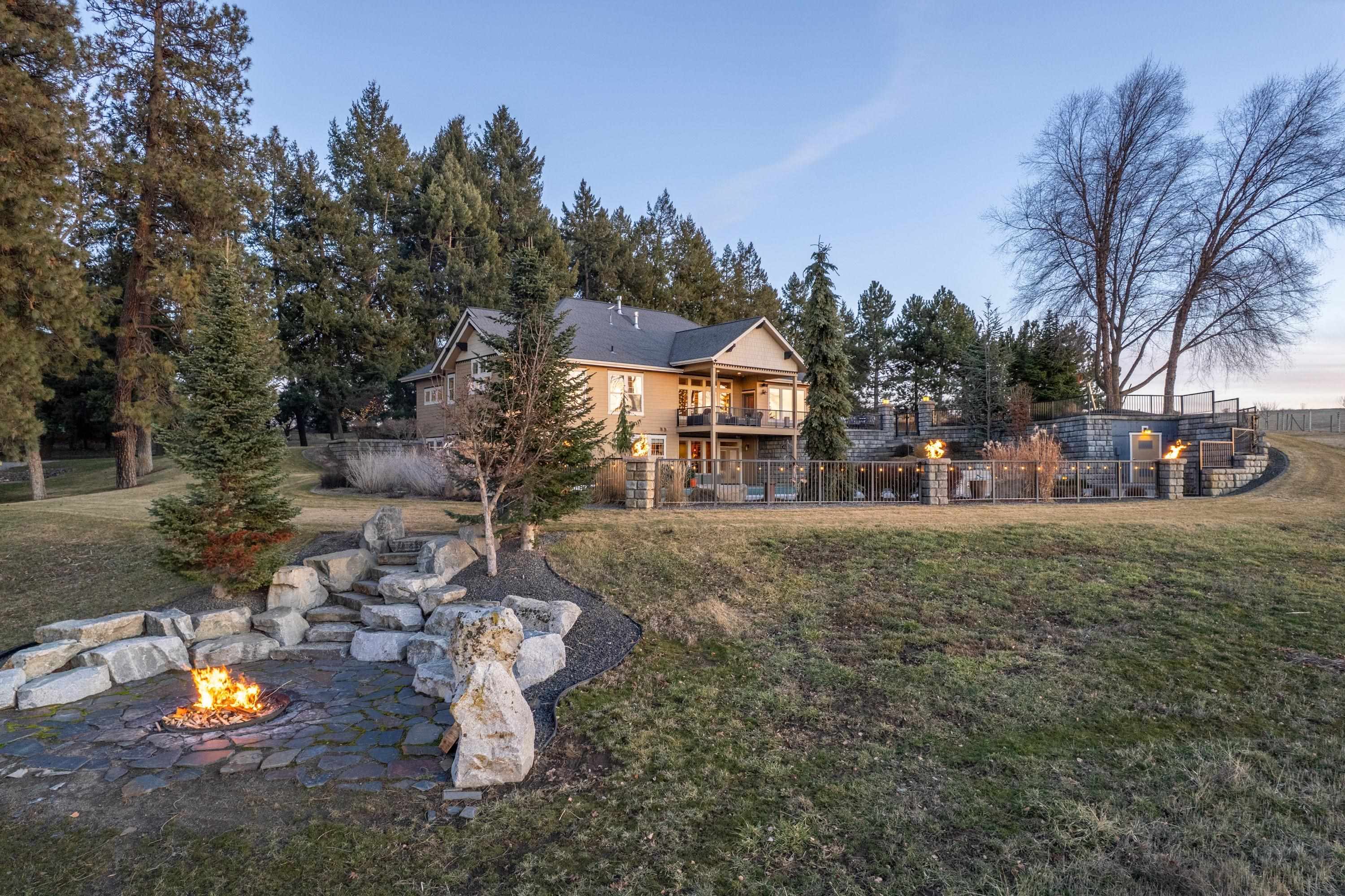 3311 E Chisholm Ln - Photo 41