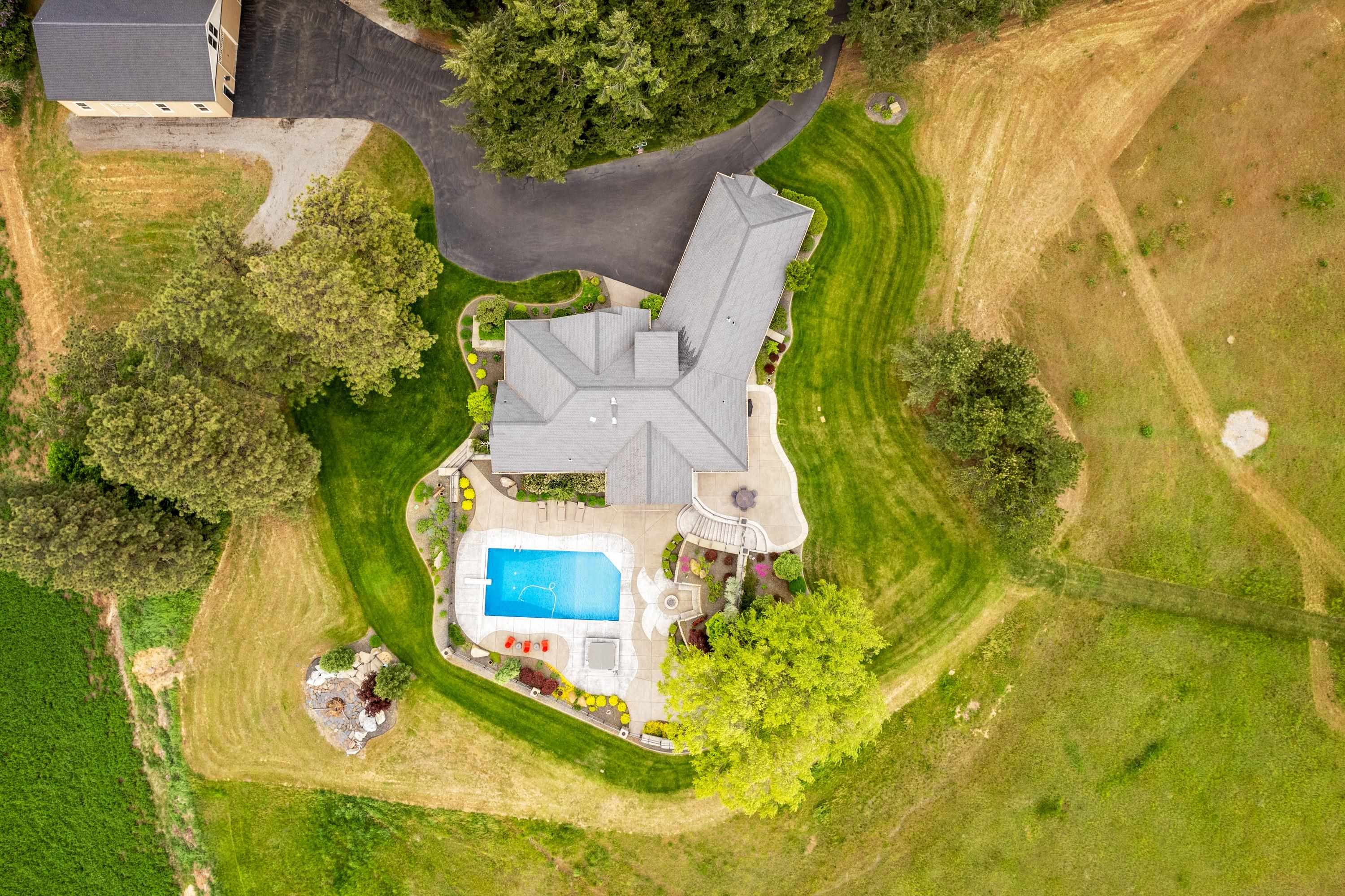 3311 E Chisholm Ln - Photo 46