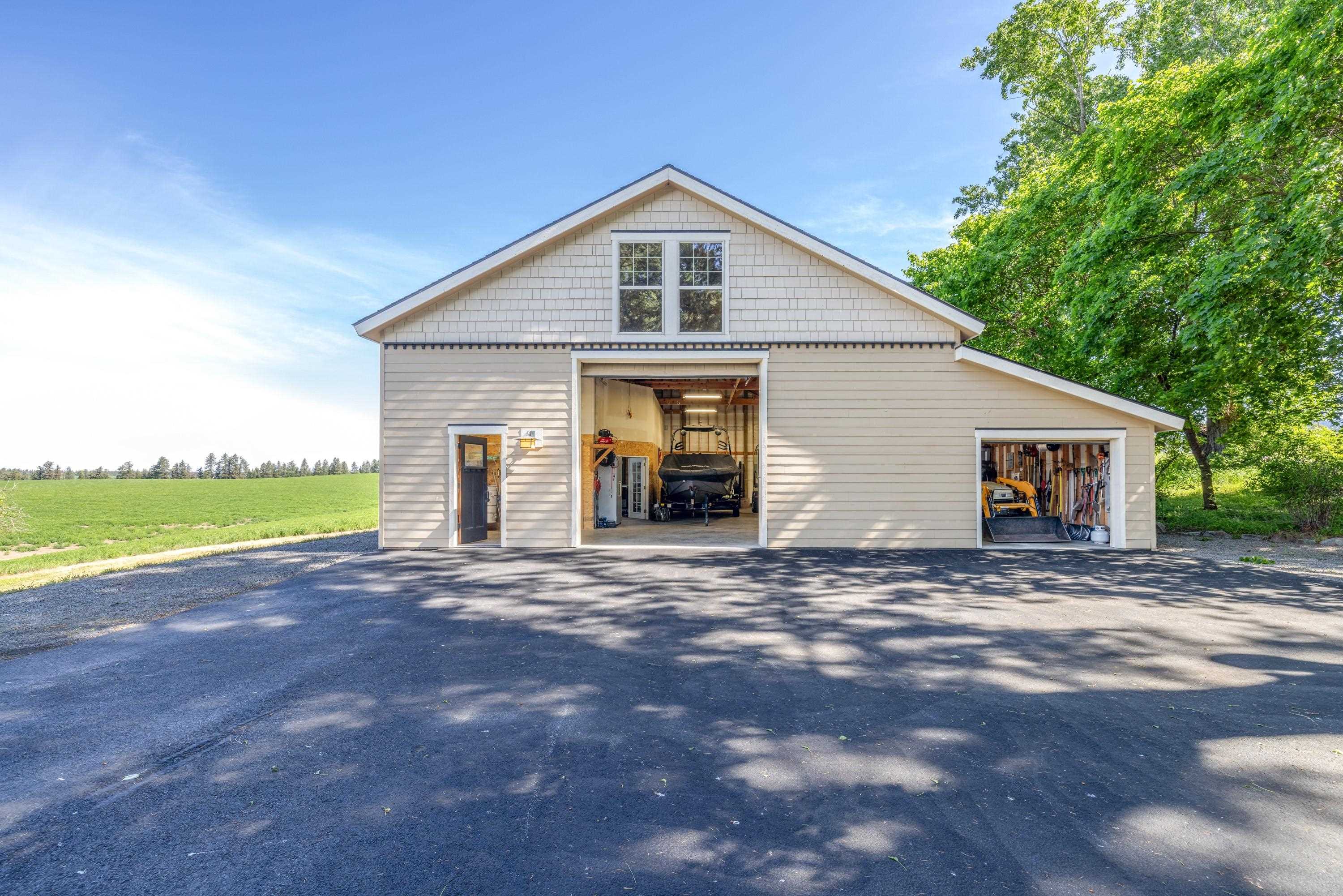 3311 E Chisholm Ln - Photo 6