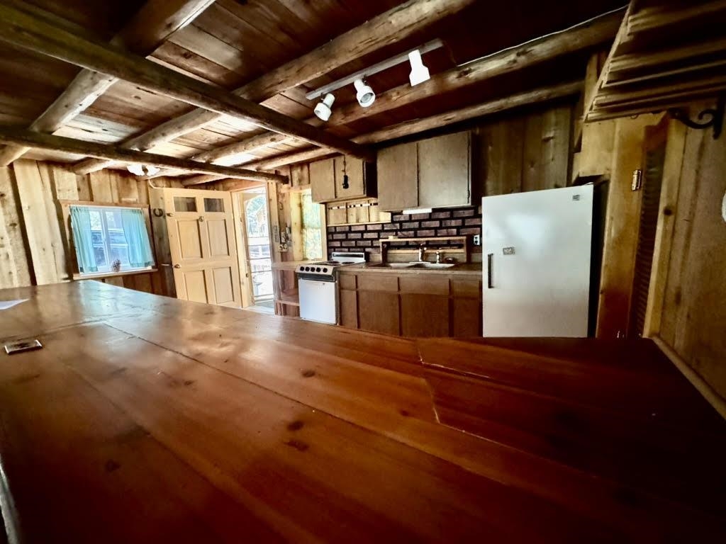 221 Trask Pond Rd - Photo 15