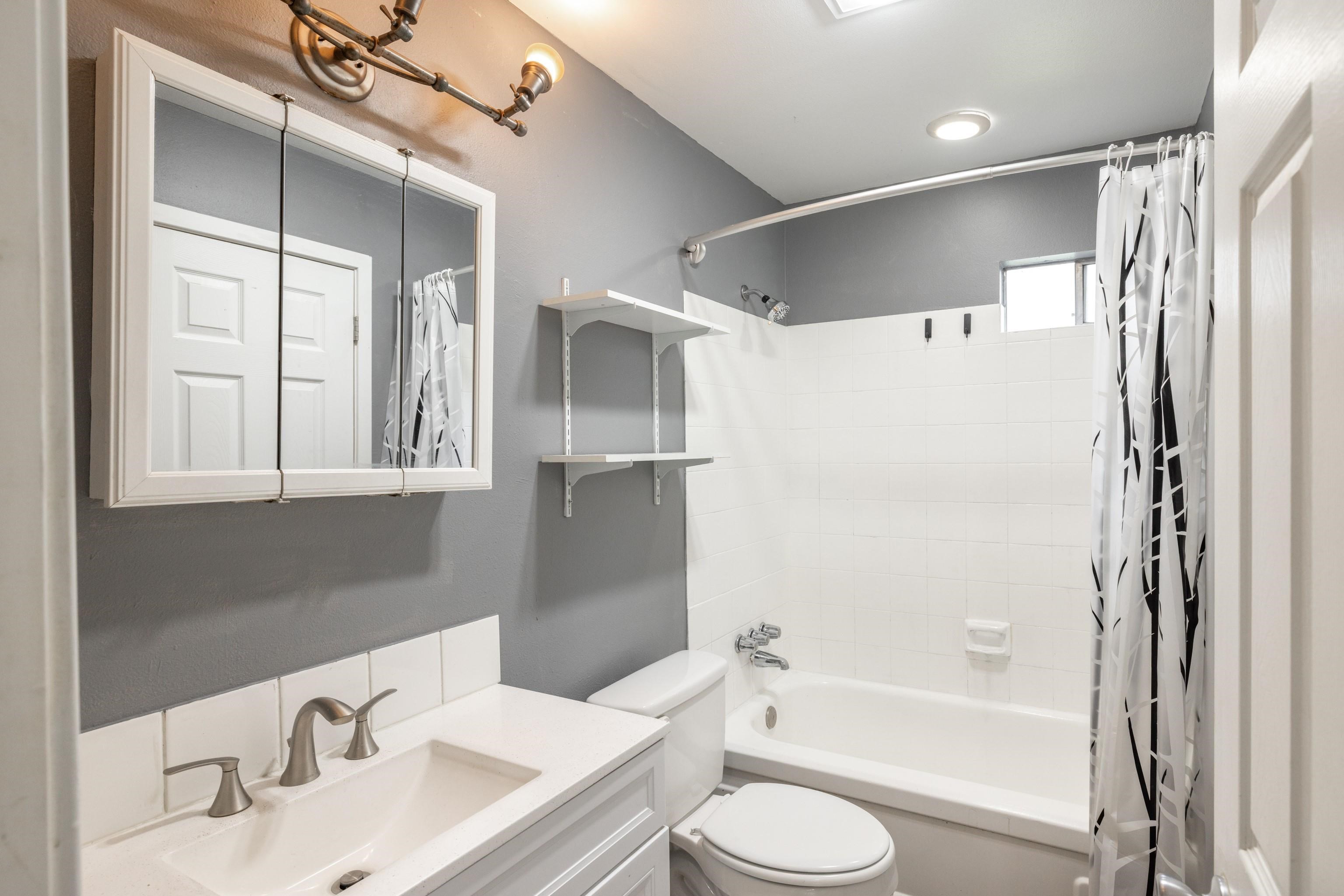 806 E North Ave - Photo 13