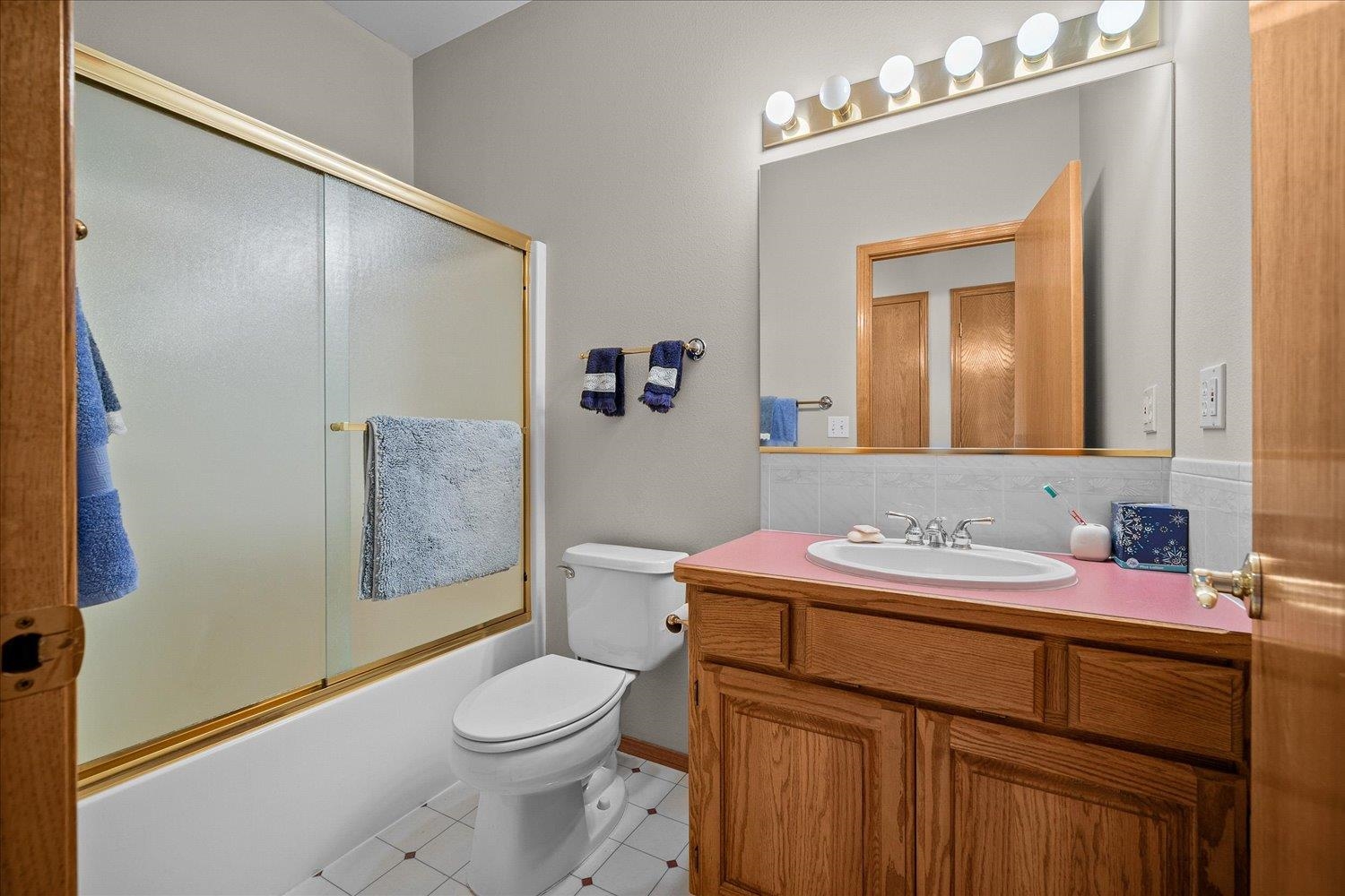 7010 N EAST BLUFF Ct - Photo 21