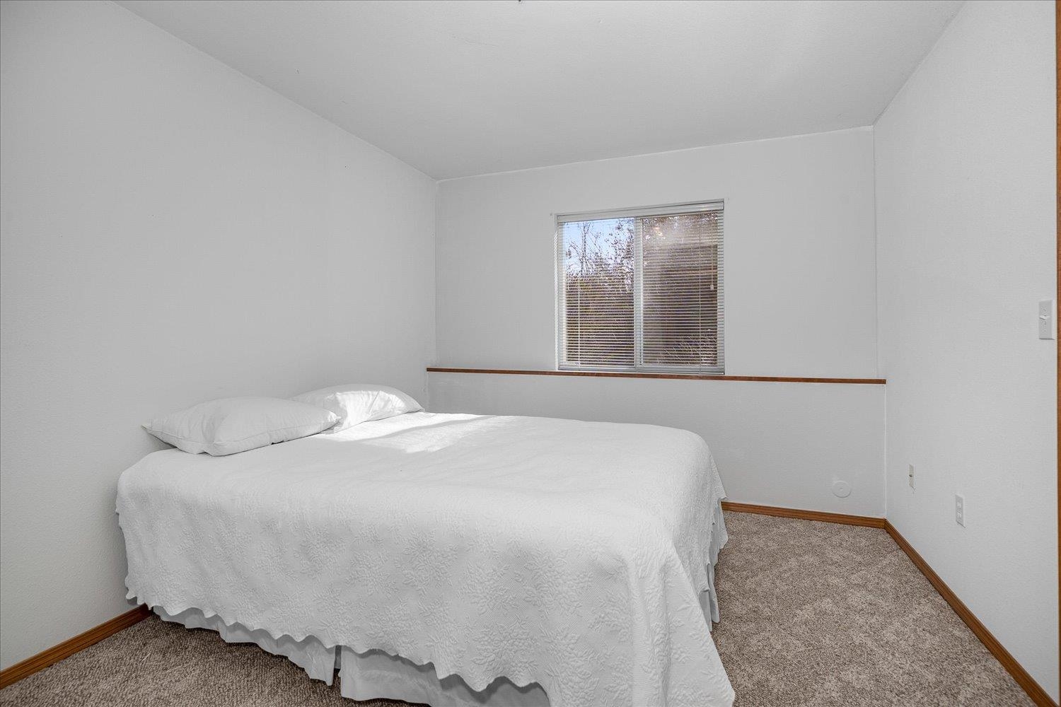 7010 N EAST BLUFF Ct - Photo 29