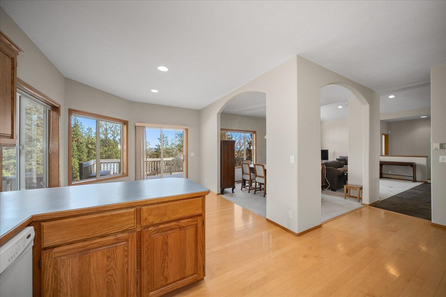 7010 N EAST BLUFF Ct - Photo 9