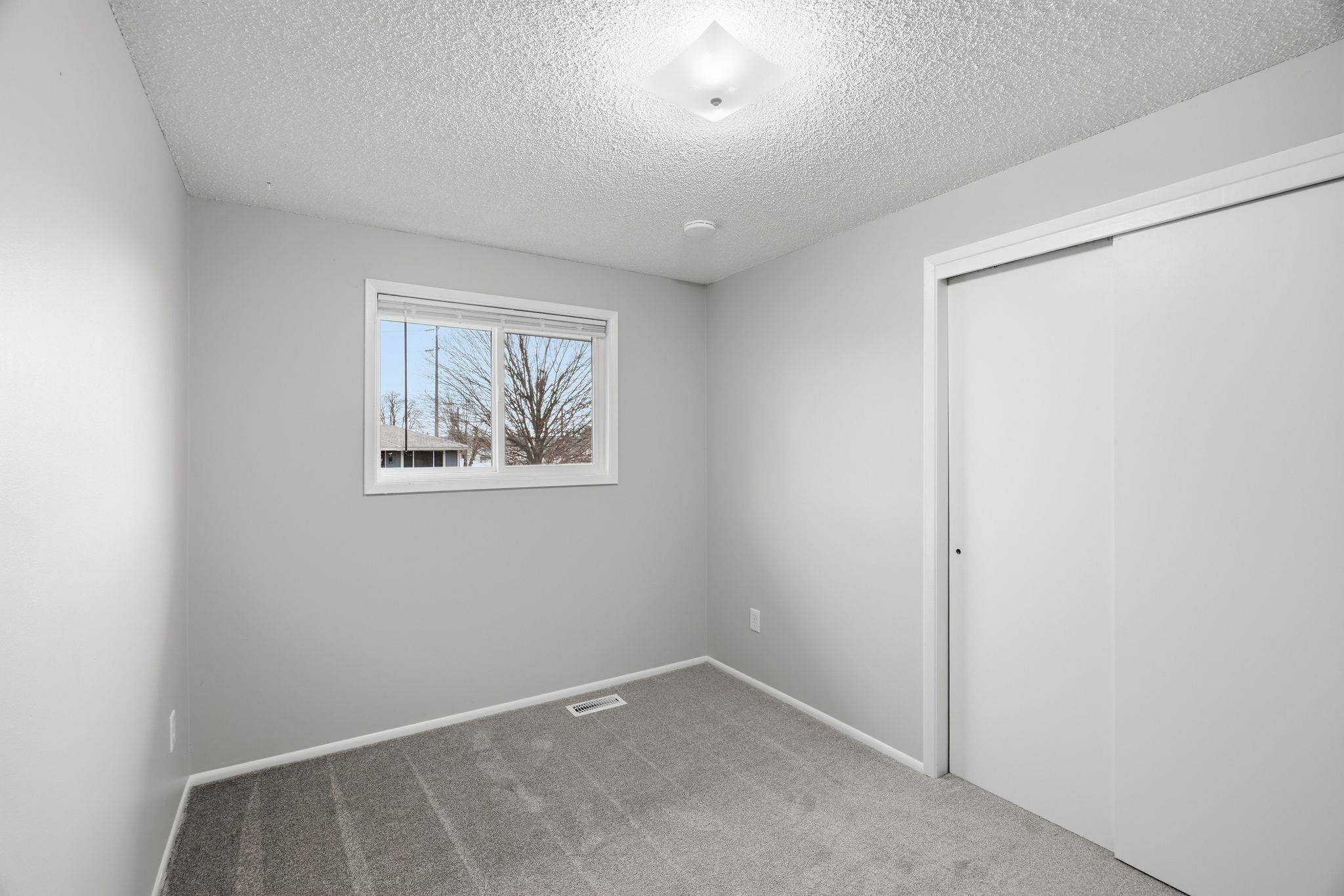 1403 E Gordon Ct - Photo 19